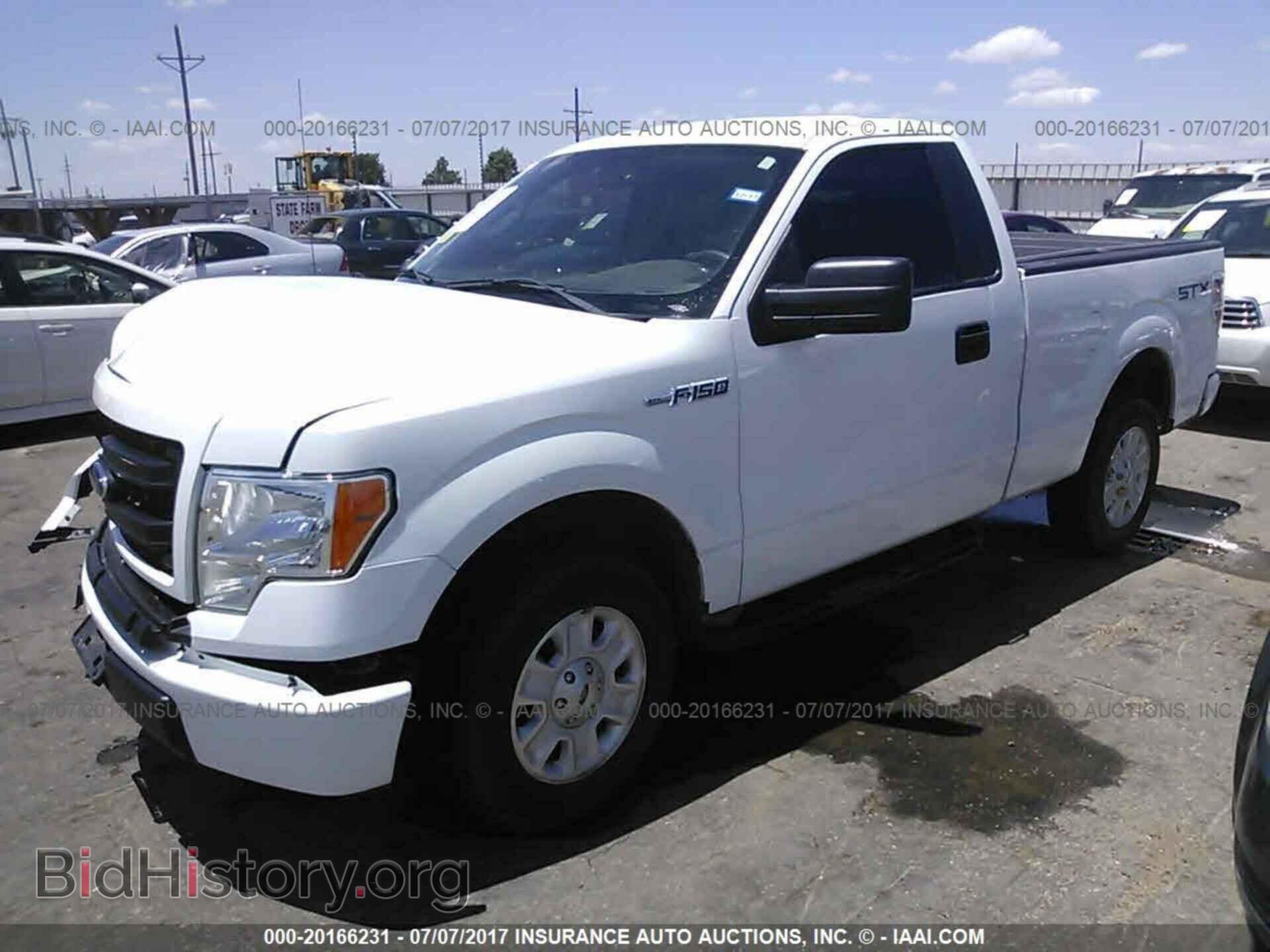 2013 Ford F150 - VIN: 1FTMF1CF6DKE87236 - Фото 2