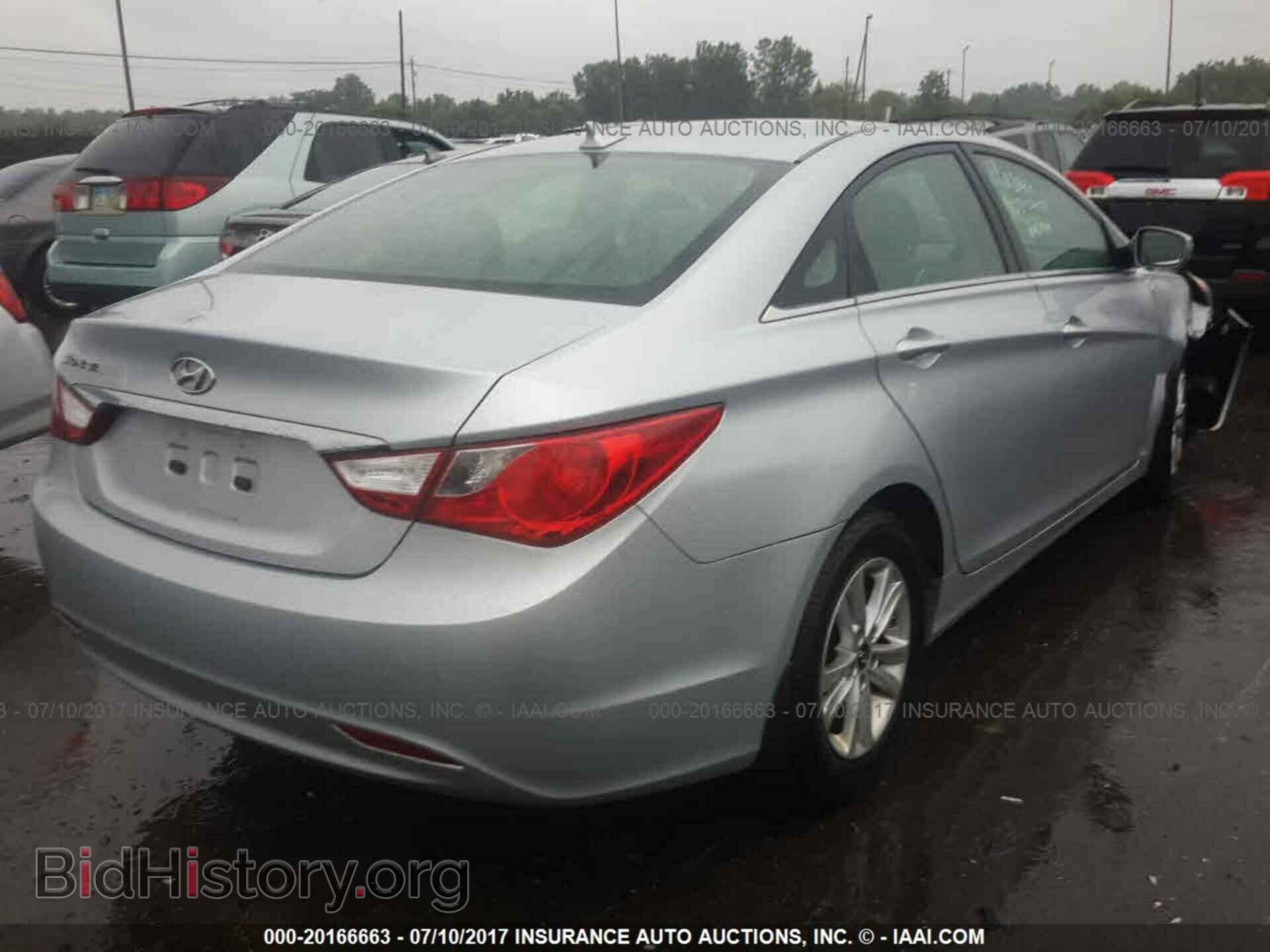 2012 Hyundai Sonata - VIN: 5NPEB4AC9CH379555 - Фото 4