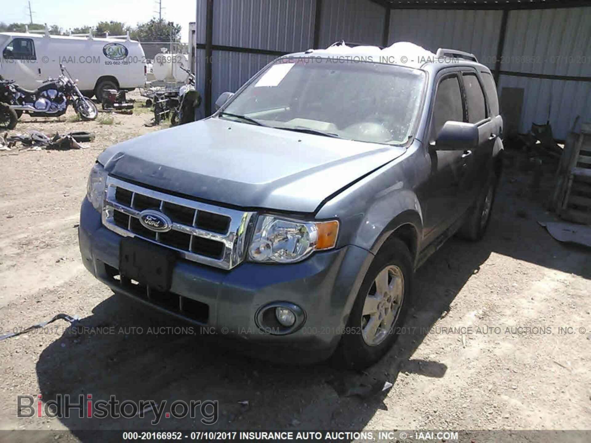 2012 Ford Escape - VIN: 1FMCU0D72CKC82199 - Photo 2