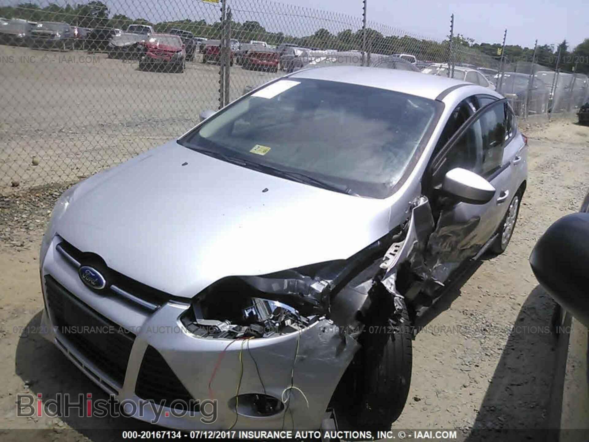 2012 Ford Focus - VIN: 1FAHP3K28CL191402 - Фото 2