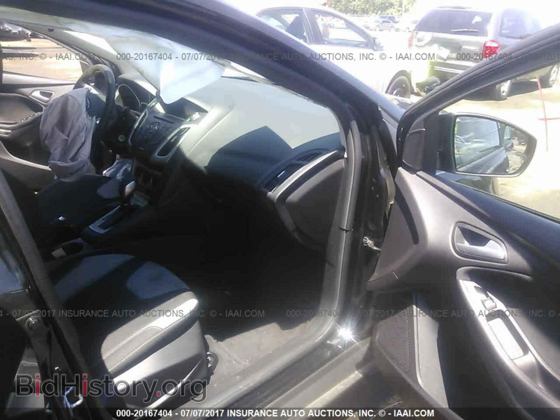 2014 Ford Focus - VIN: 1FADP3F28EL424867 - Photo 5