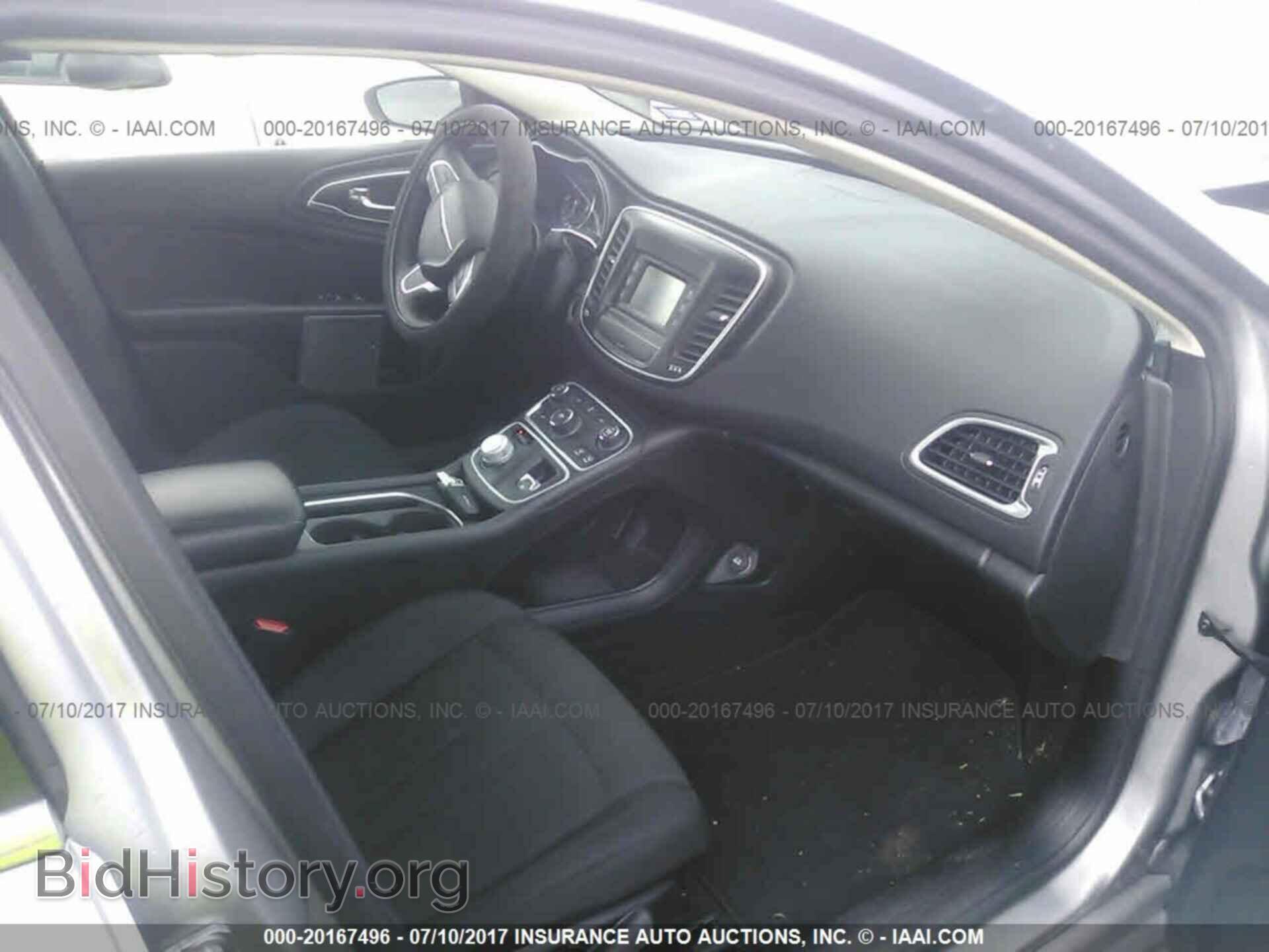 2016 Chrysler 200 - VIN: 1C3CCCAB8GN165916 - Photo 5