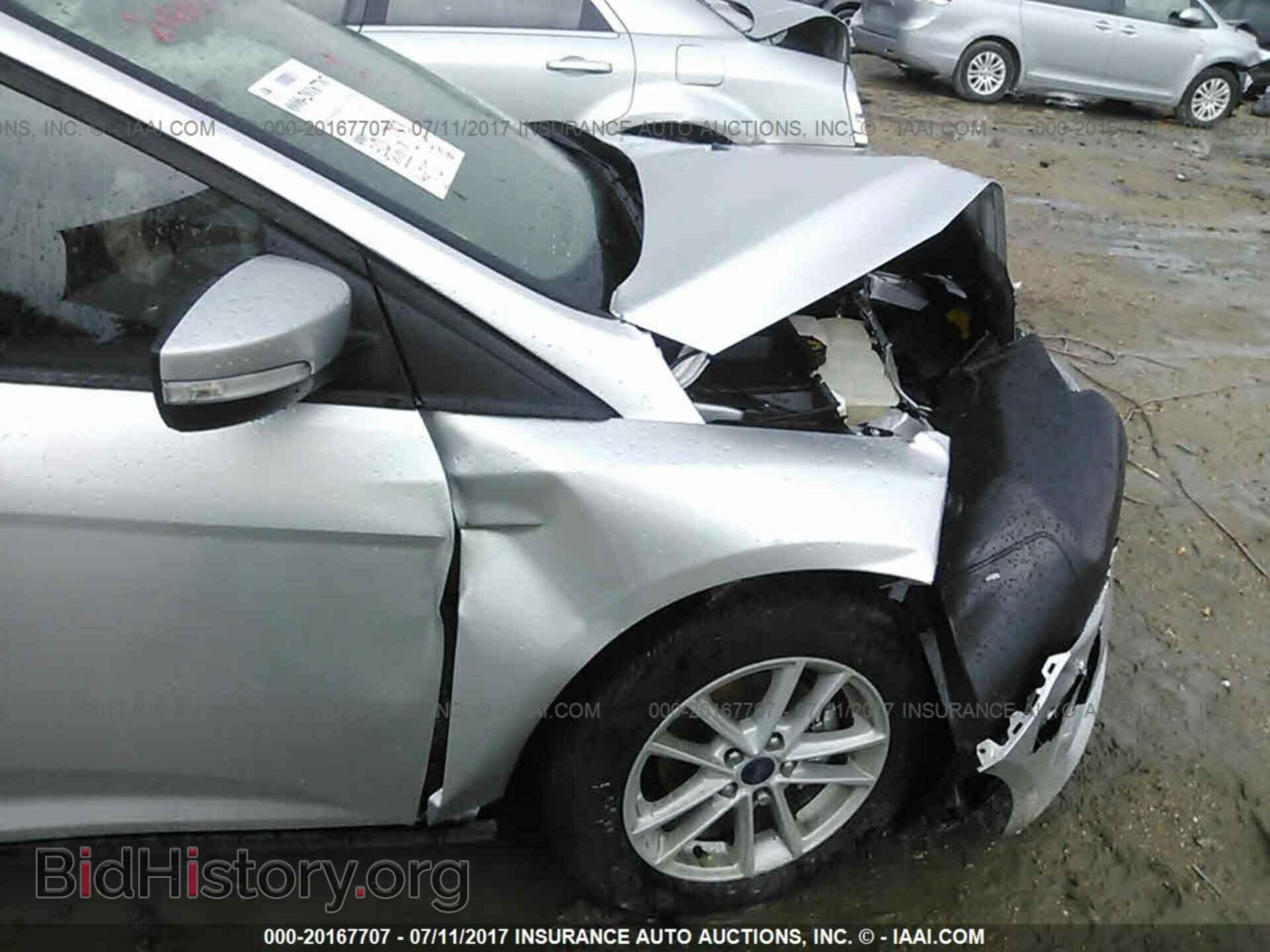 2017 Ford Focus - VIN: 1FADP3F24HL251787 - Photo 6