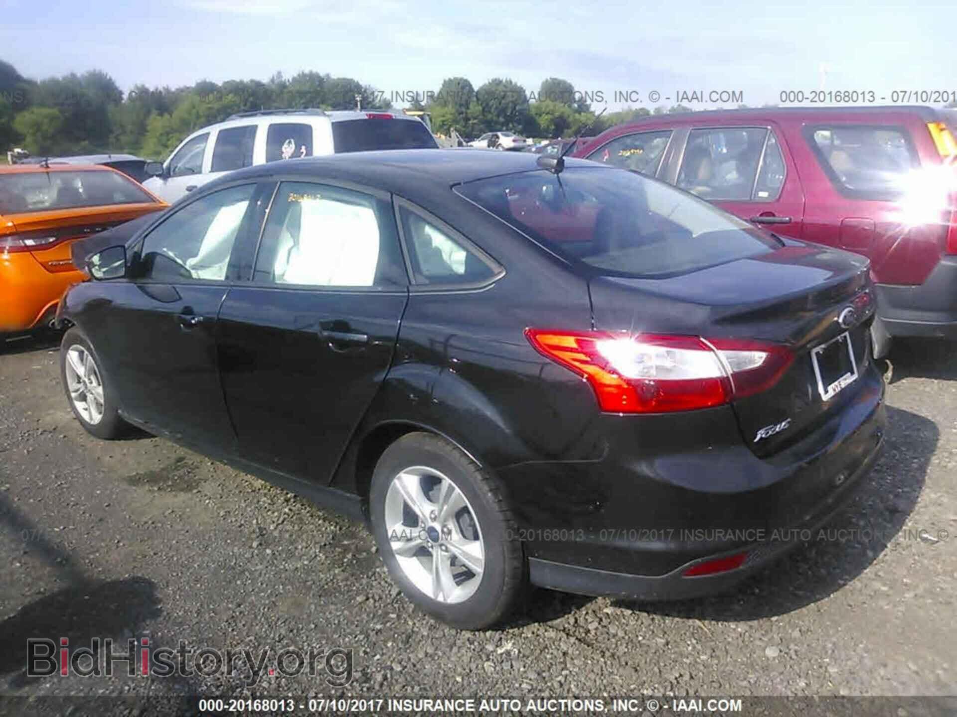 2014 Ford Focus - VIN: 1FADP3F26EL424818 - Photo 3
