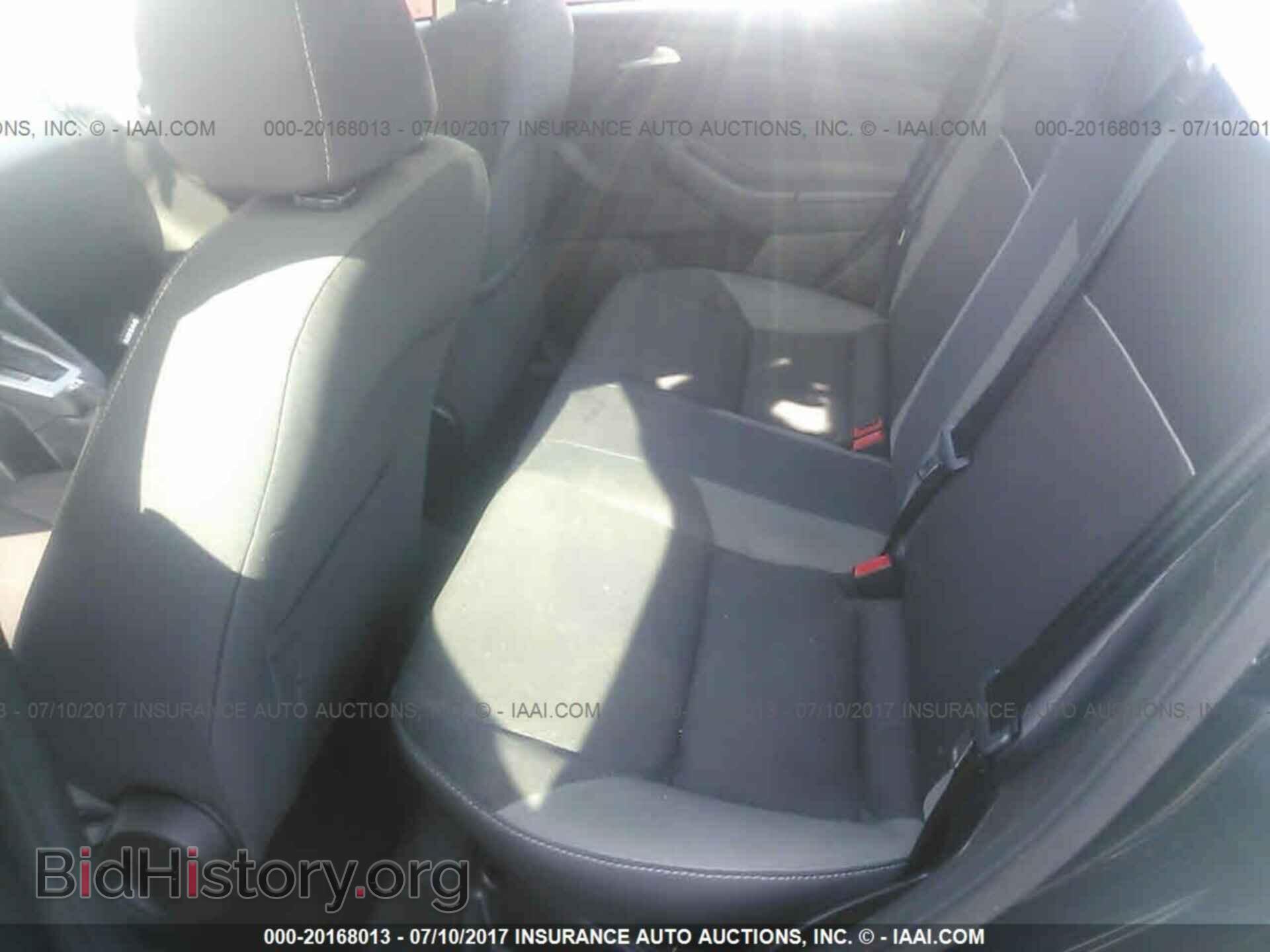 2014 Ford Focus - VIN: 1FADP3F26EL424818 - Photo 8