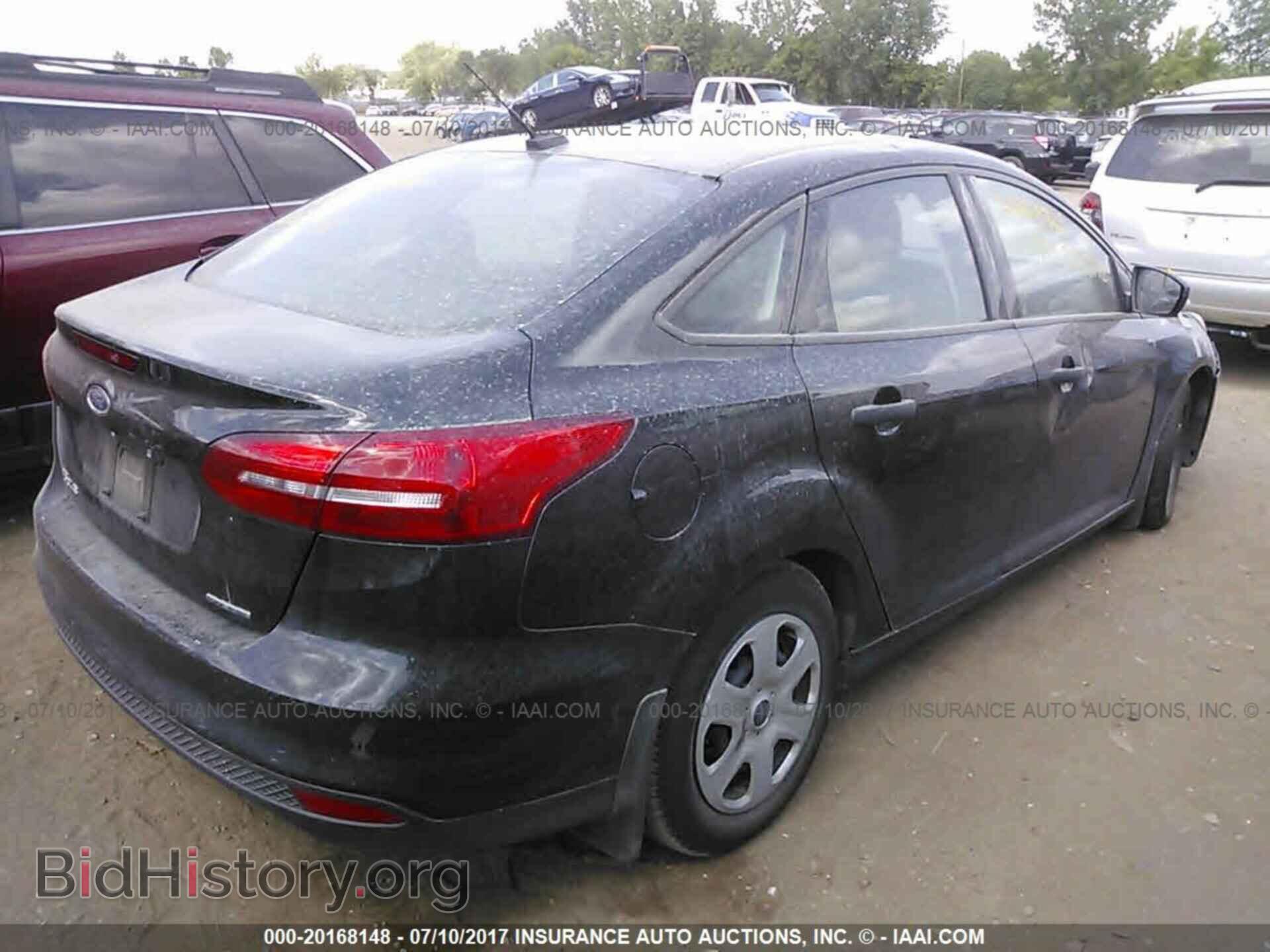 2016 Ford Focus - VIN: 1FADP3E2XGL216042 - Фото 4