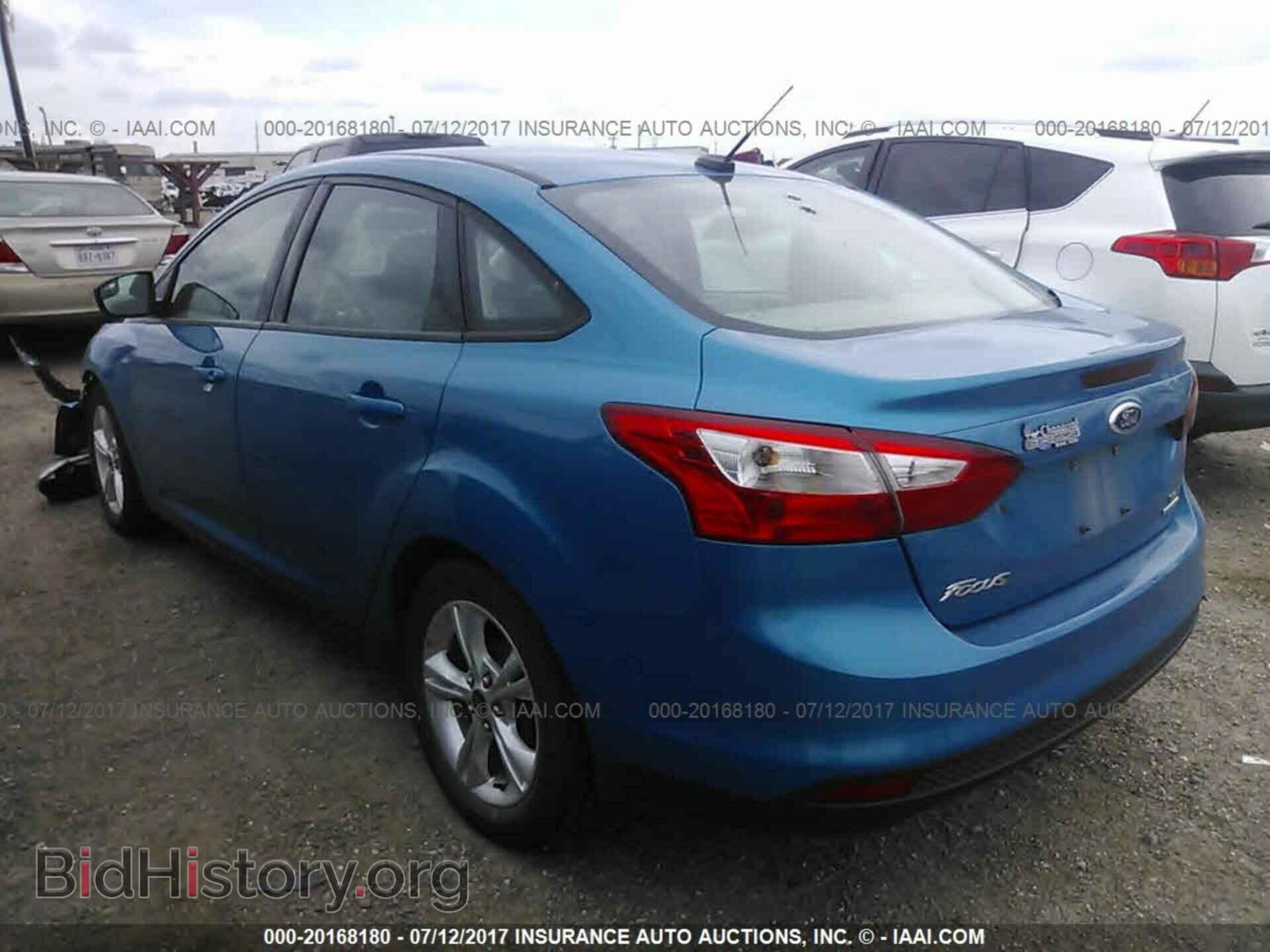 2014 Ford Focus - VIN: 1FADP3F25EL161592 - Photo 3
