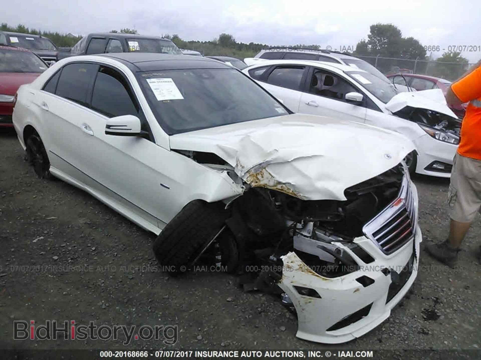 Photo WDDHF8JB9CA644004 - Mercedes-benz E 2012