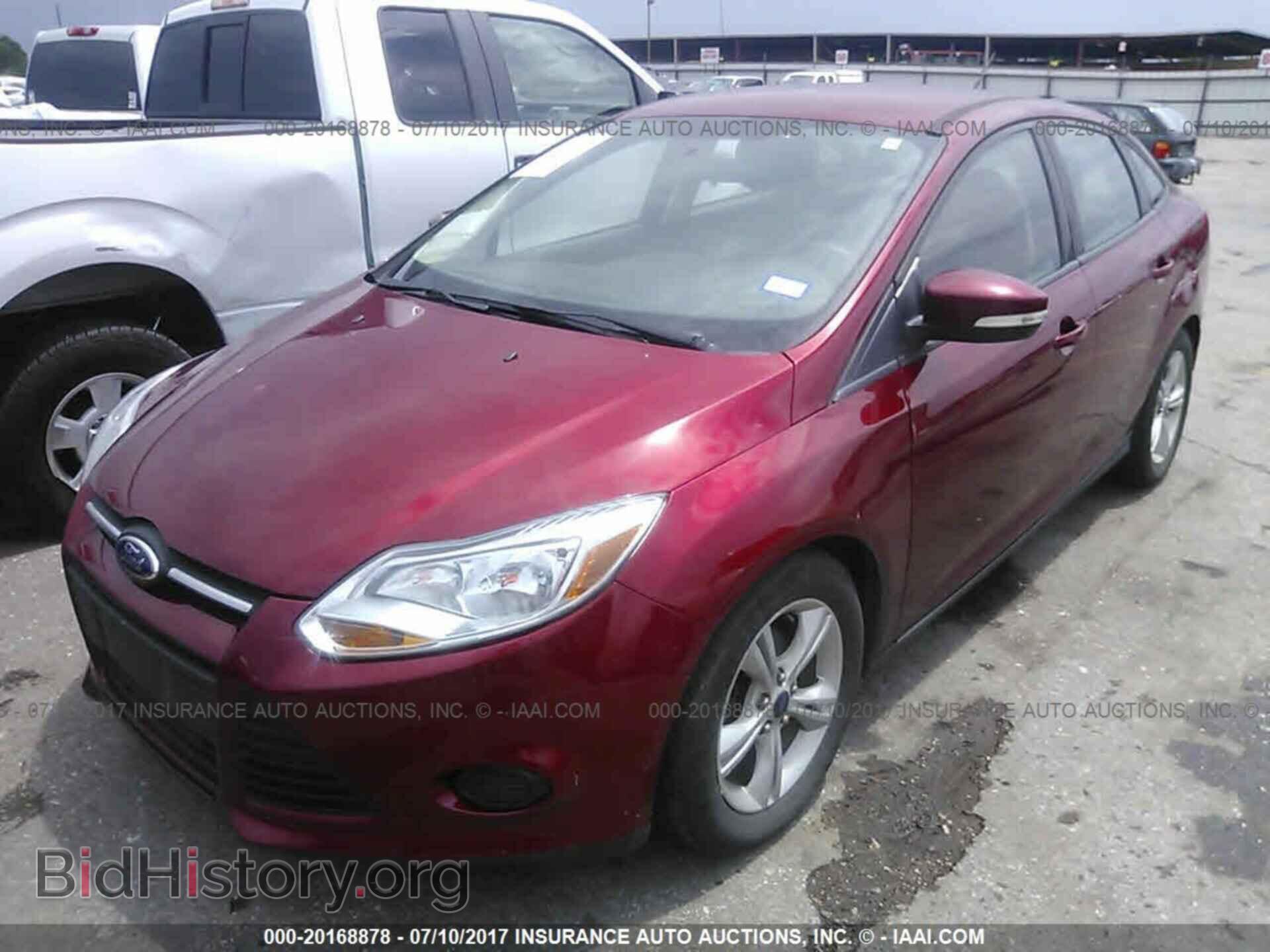 2014 Ford Focus - VIN: 1FADP3F2XEL428516 - Photo 2