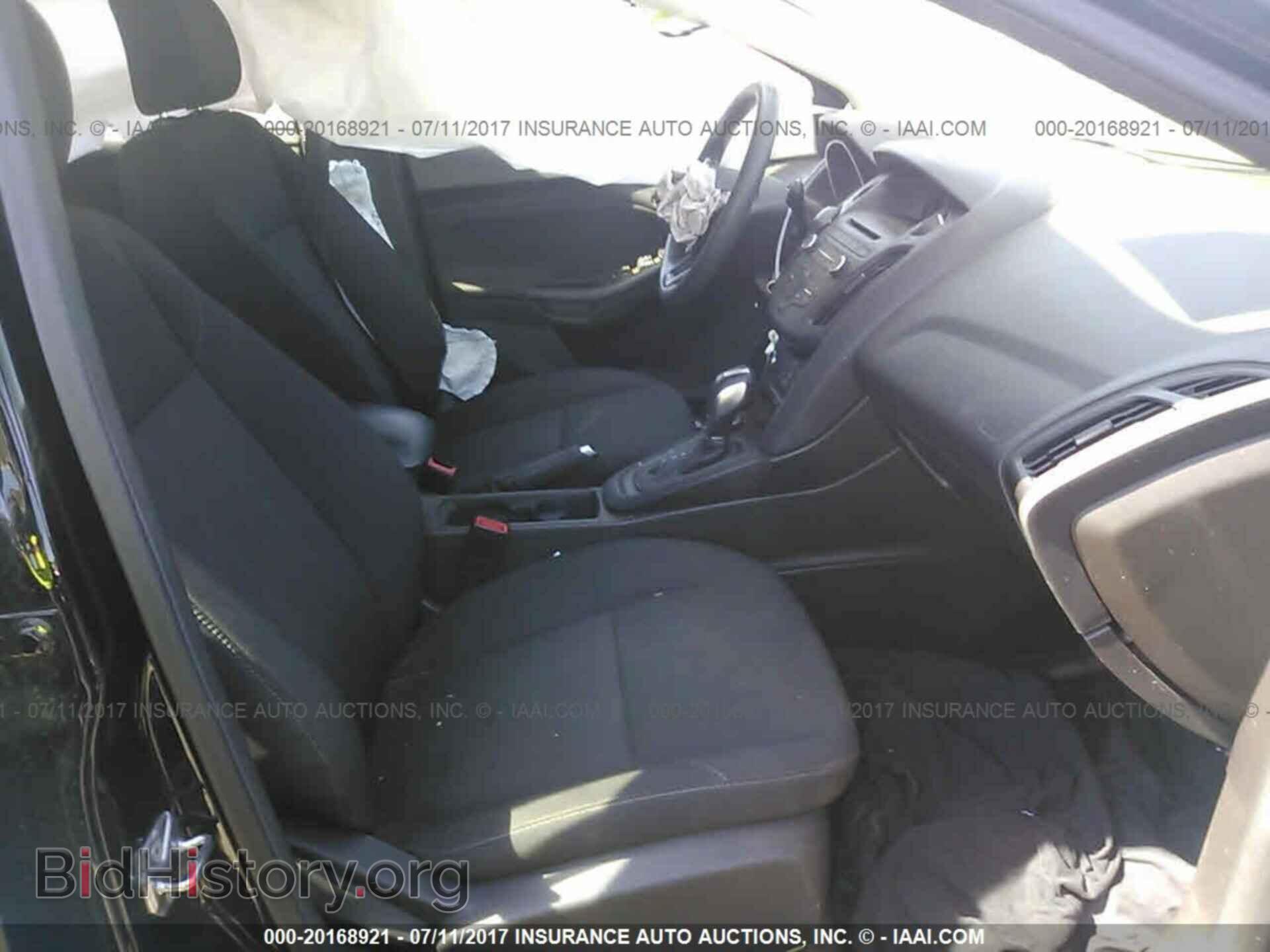 2016 Ford Focus - VIN: 1FADP3K21GL264288 - Фото 5