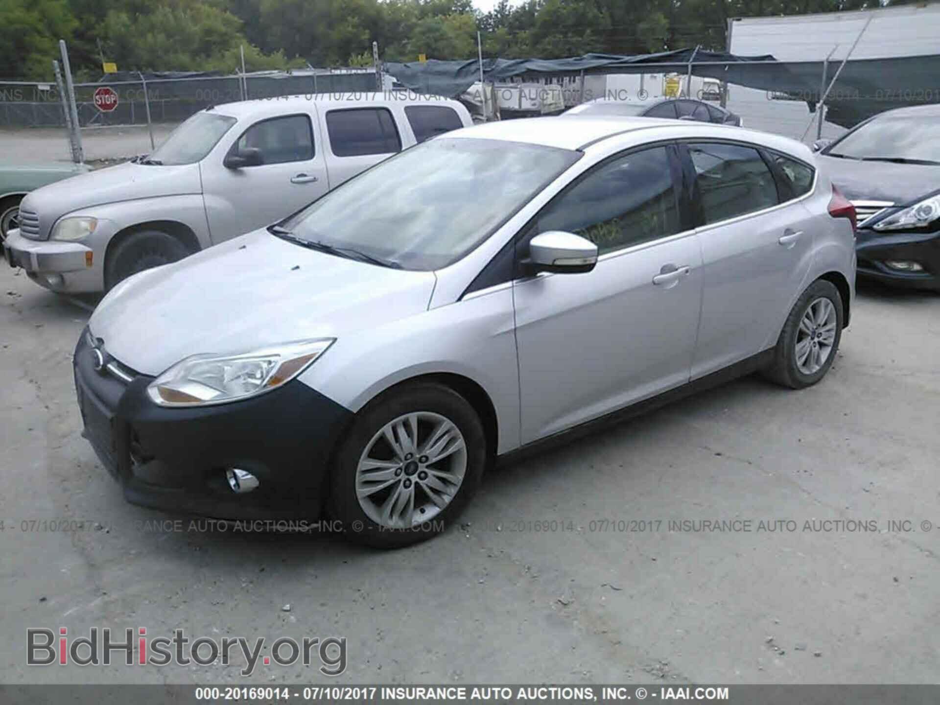 2012 Ford Focus - VIN: 1FAHP3M2XCL344326 - Photo 2