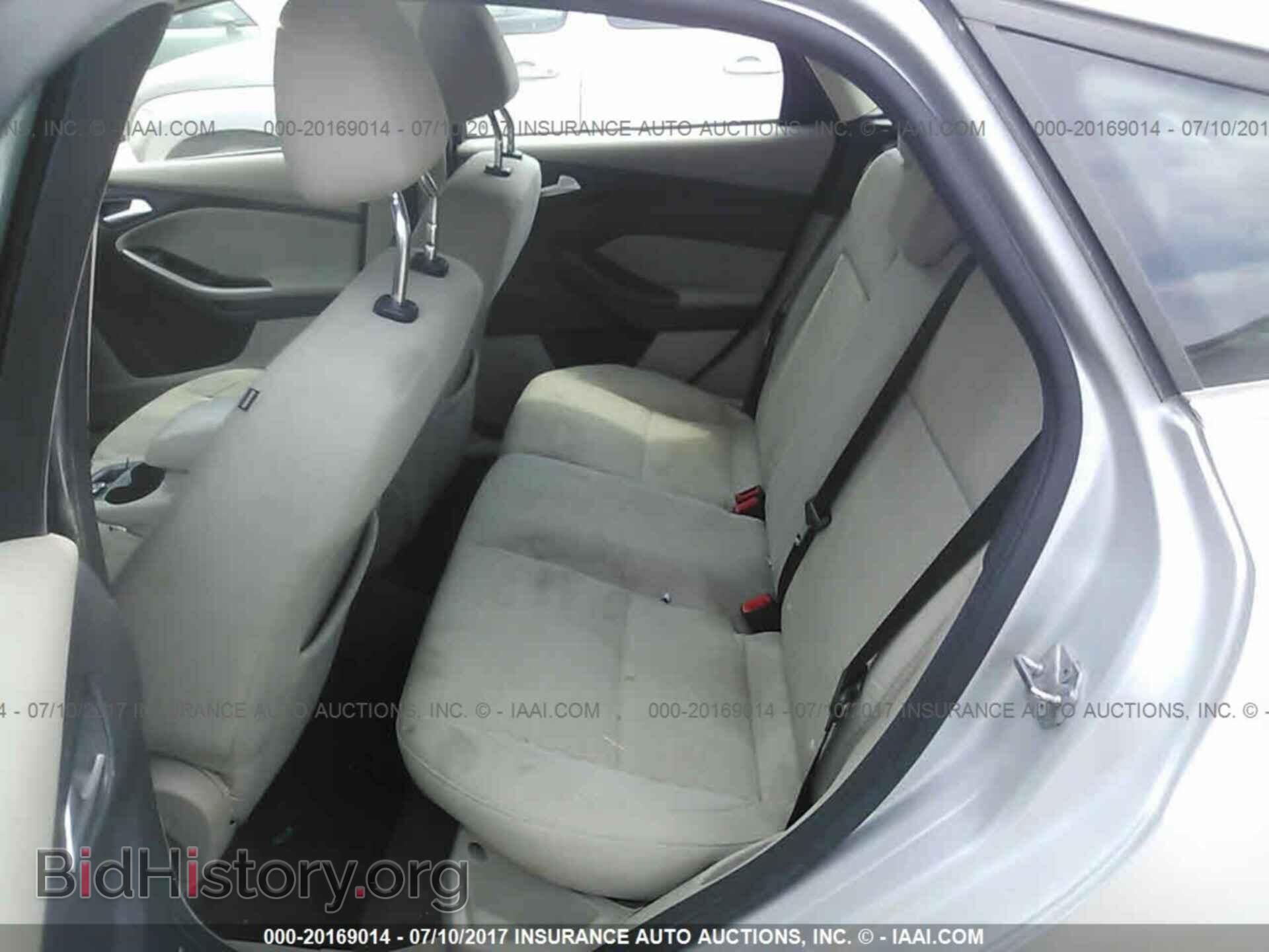 2012 Ford Focus - VIN: 1FAHP3M2XCL344326 - Photo 8