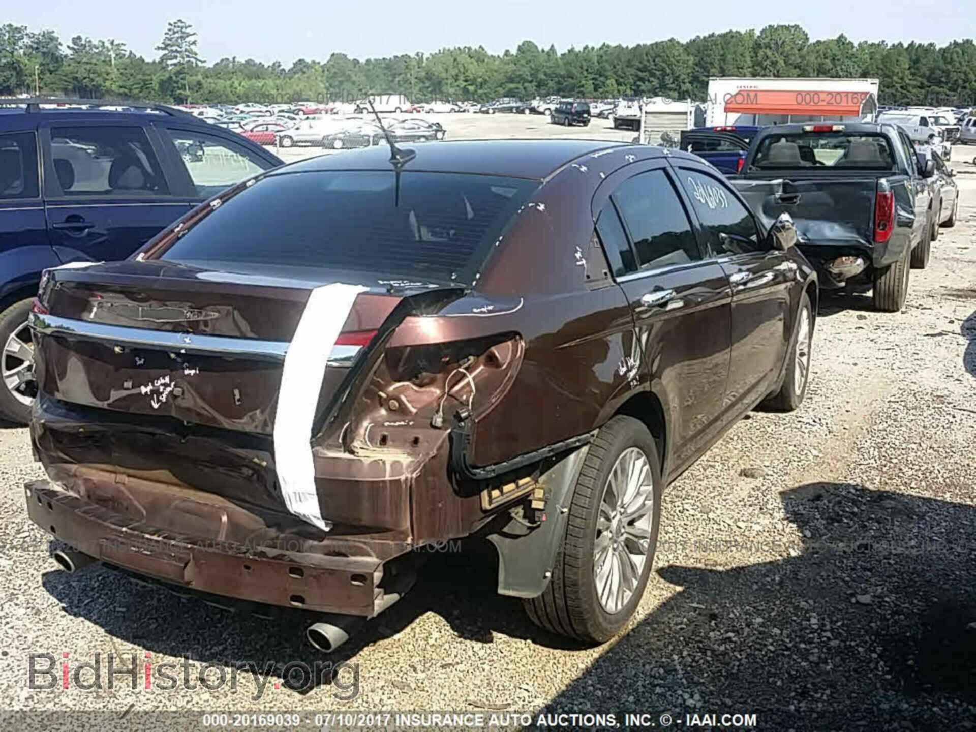 2012 Chrysler 200 - VIN: 1C3CCBCG7CN321988 - Фото 4