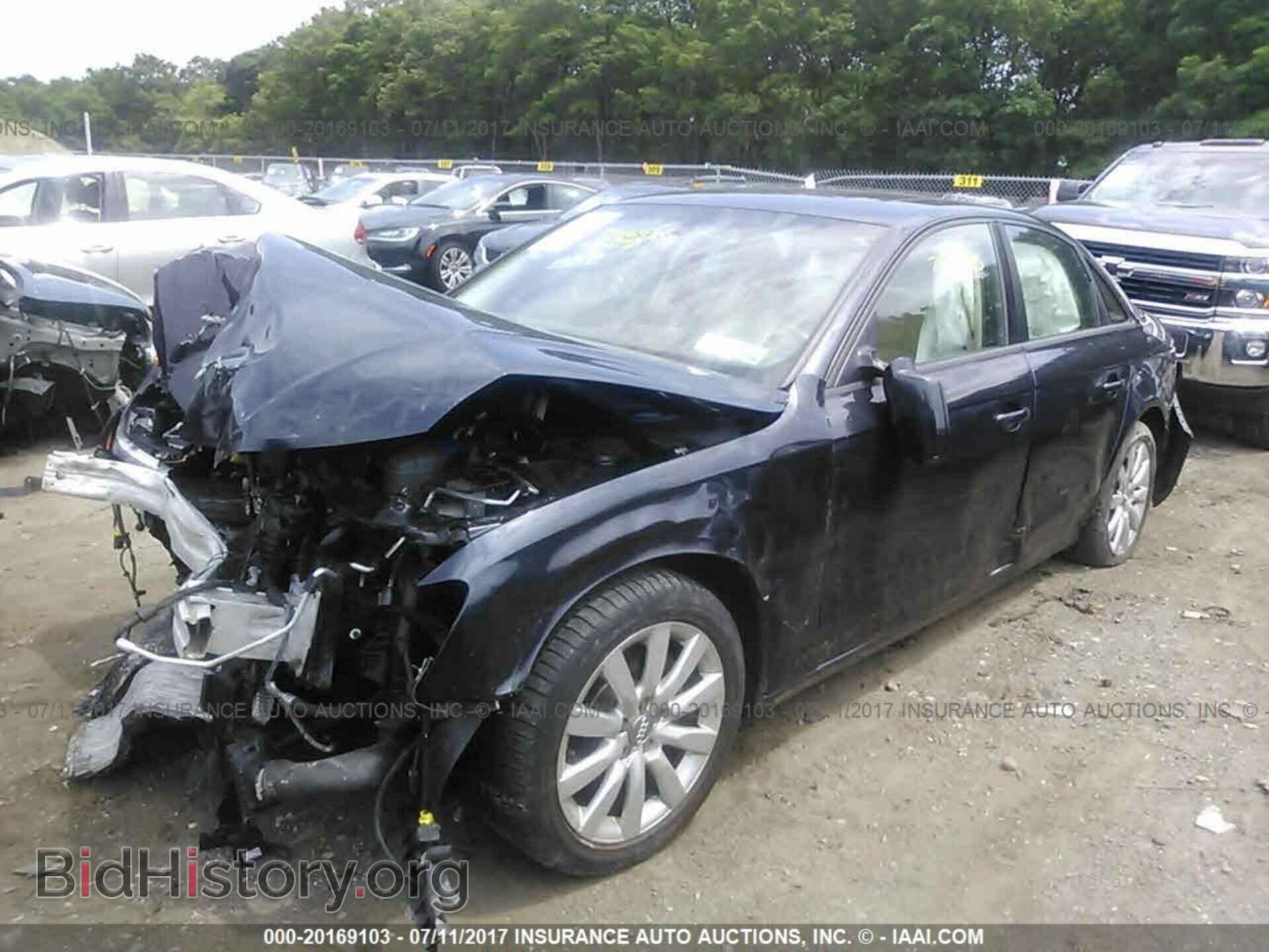 2014 Audi A4 - VIN: WAUBFAFL3EA068340 - Фото 2