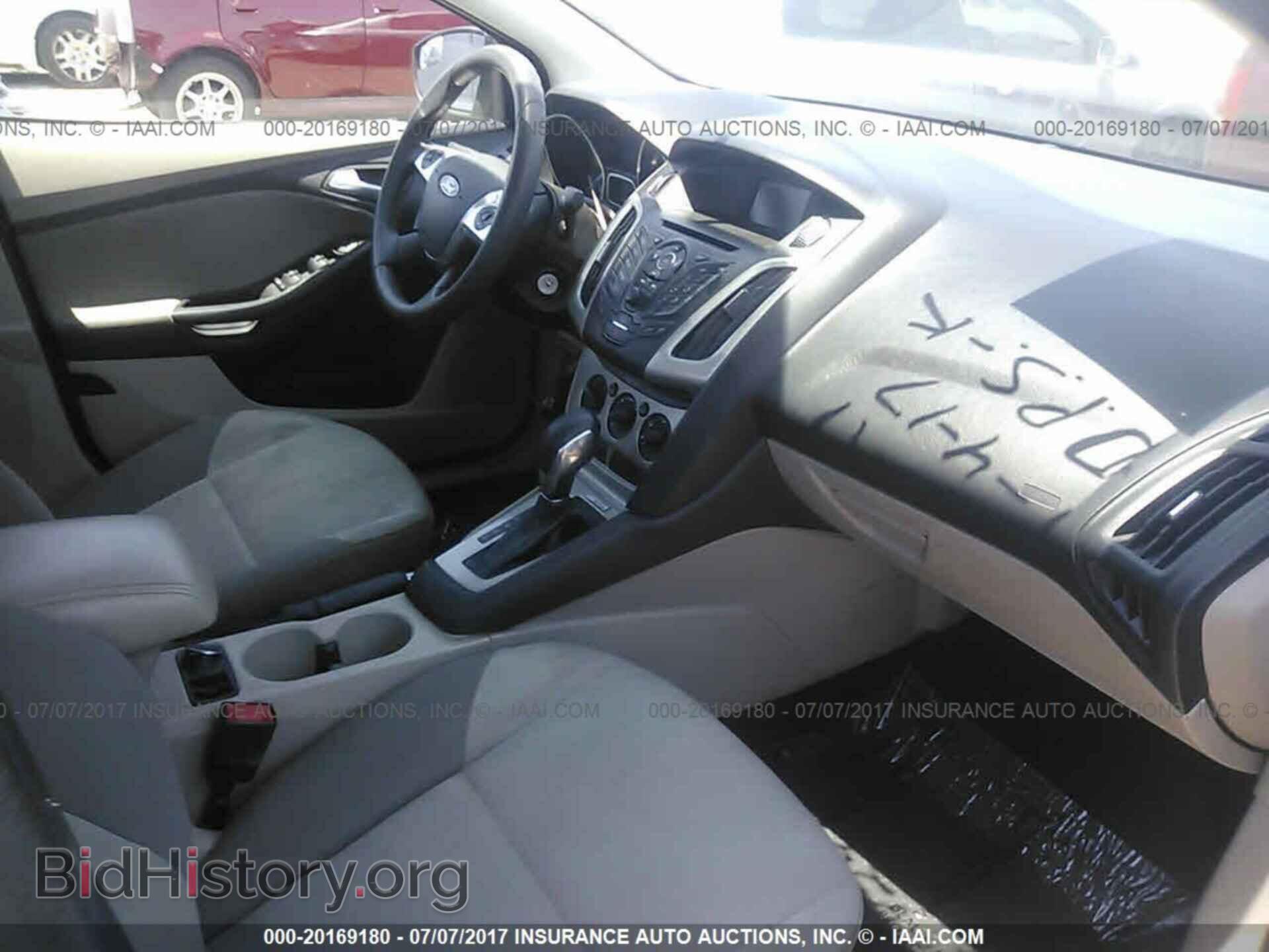 2014 Ford Focus - VIN: 1FADP3F26EL359453 - Фото 5