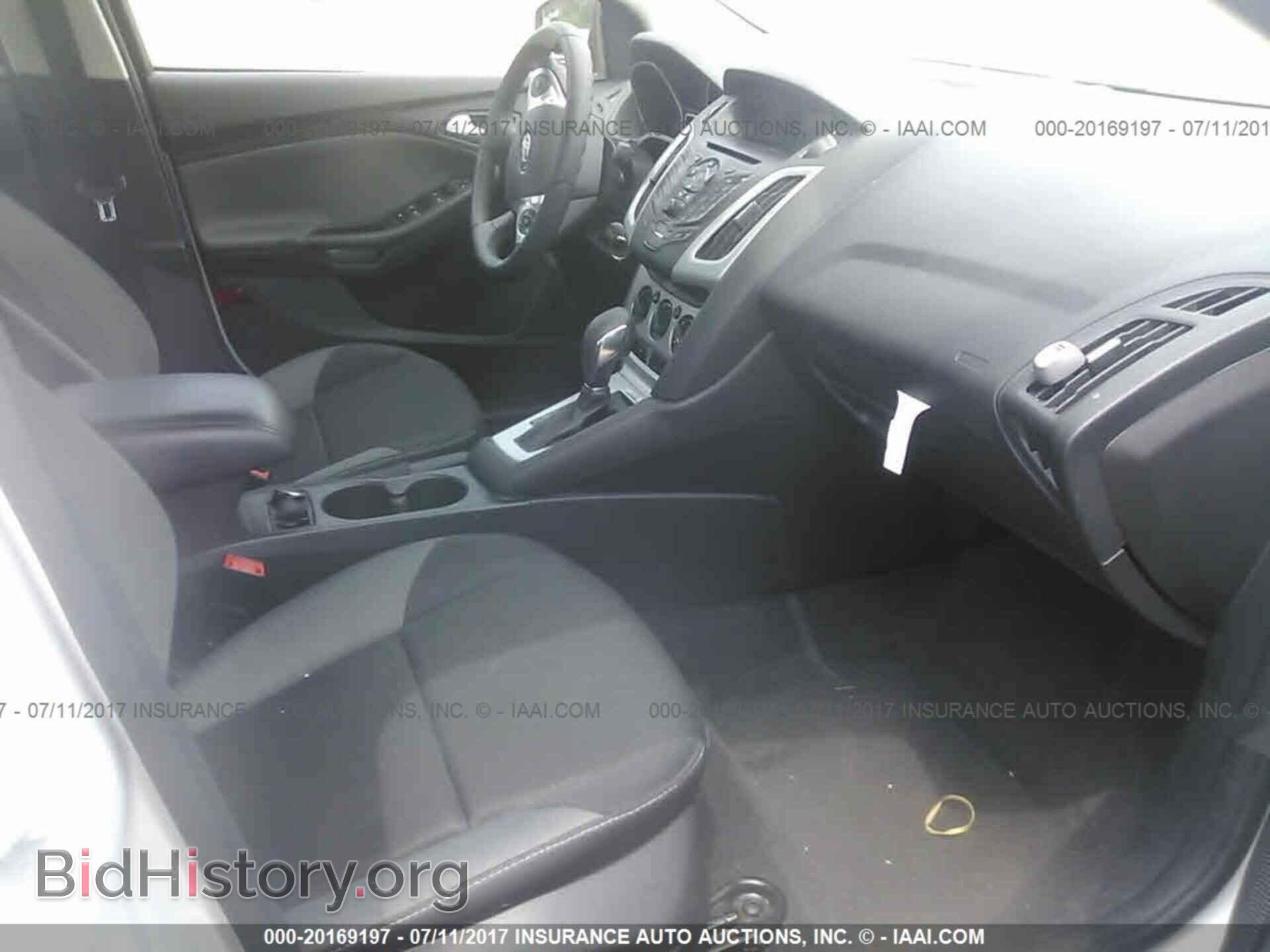 2014 Ford Focus - VIN: 1FADP3F28EL374018 - Фото 5