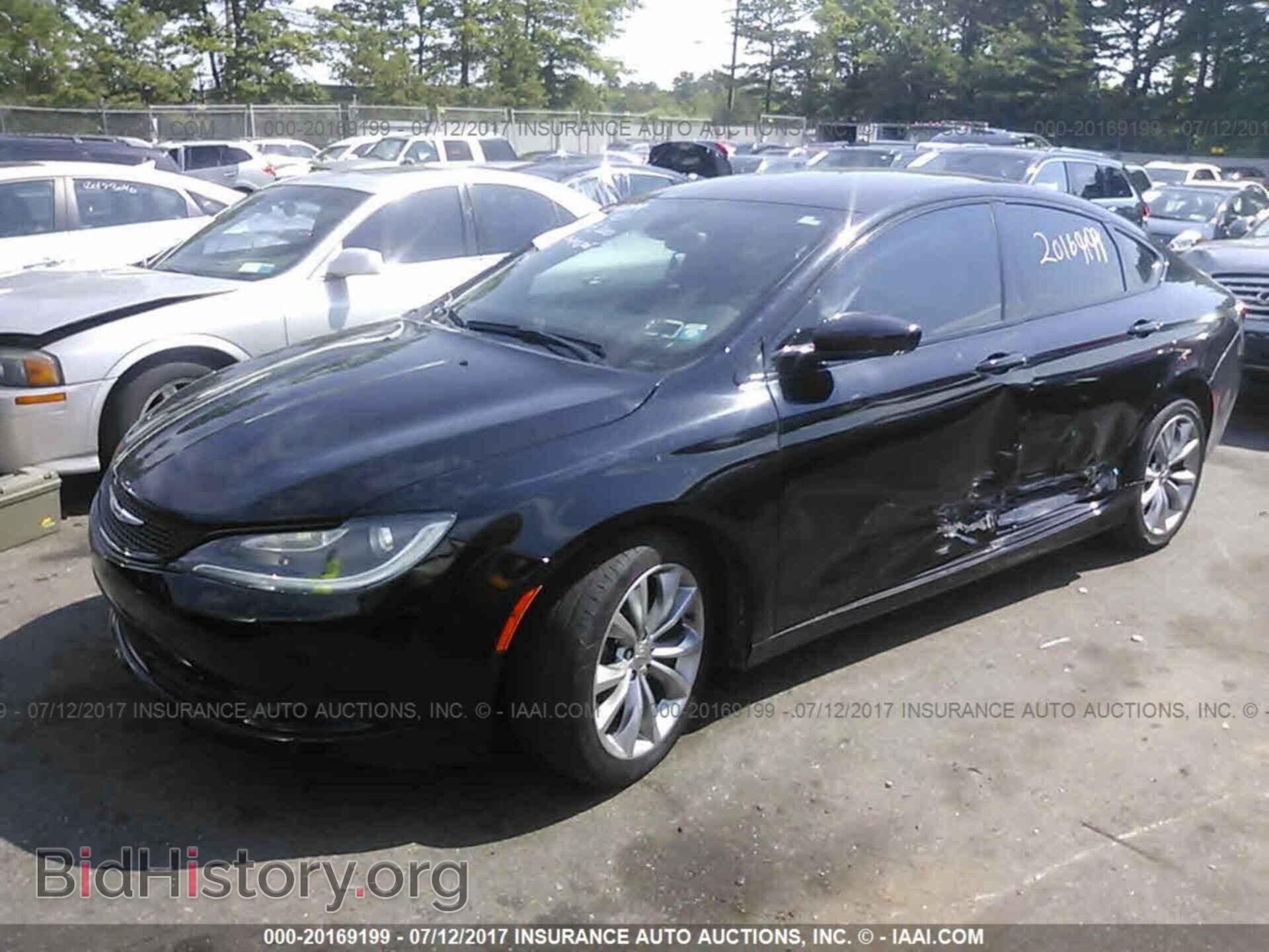 2015 Chrysler 200 - VIN: 1C3CCCBB5FN649863 - Photo 2