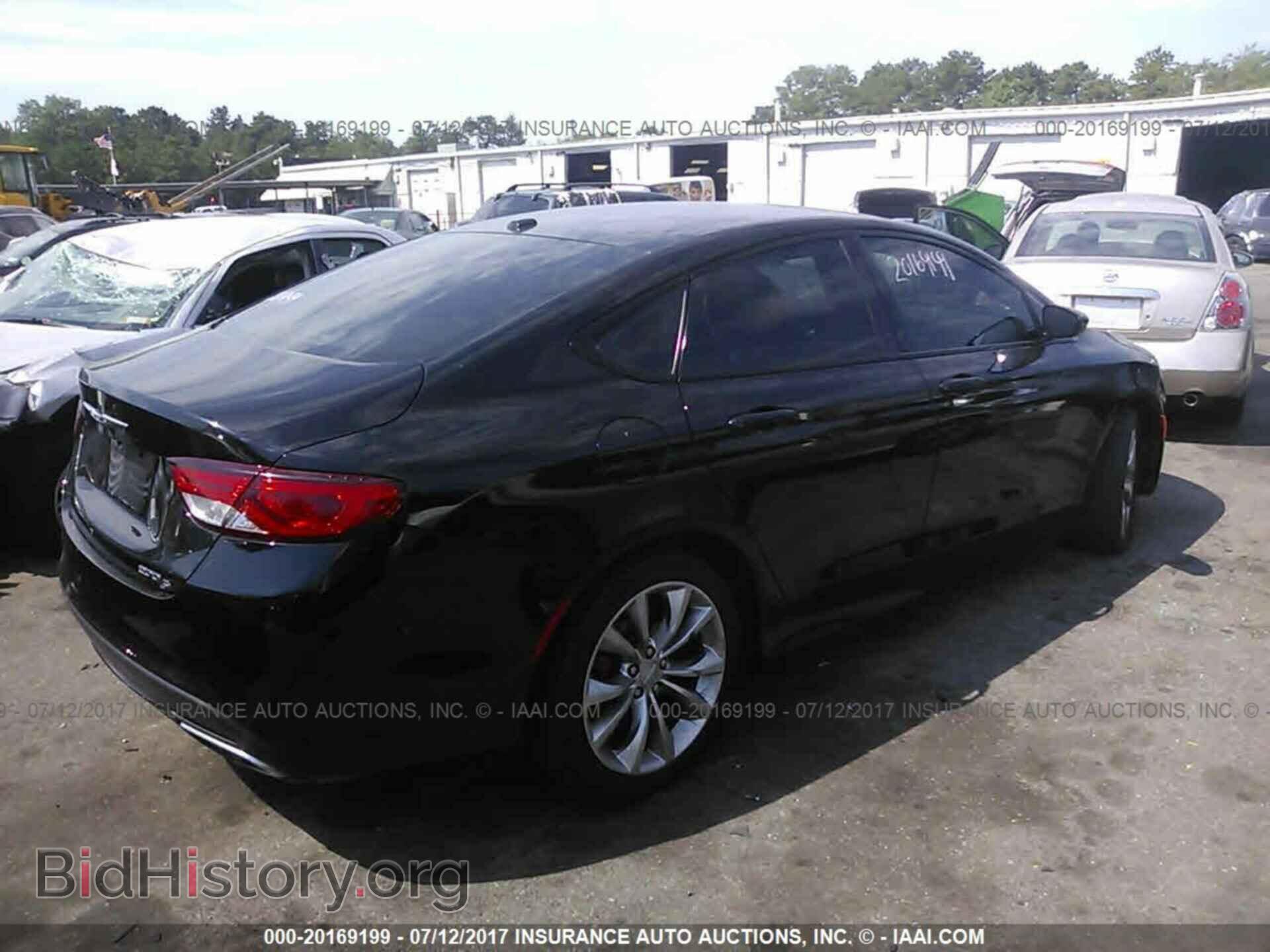 2015 Chrysler 200 - VIN: 1C3CCCBB5FN649863 - Photo 4