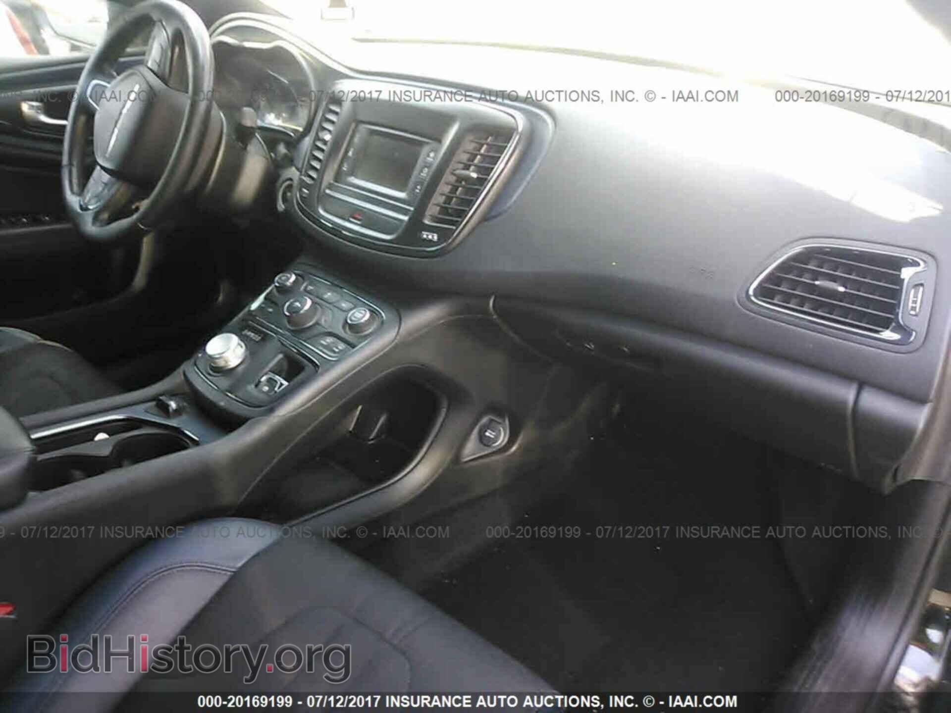 2015 Chrysler 200 - VIN: 1C3CCCBB5FN649863 - Photo 5