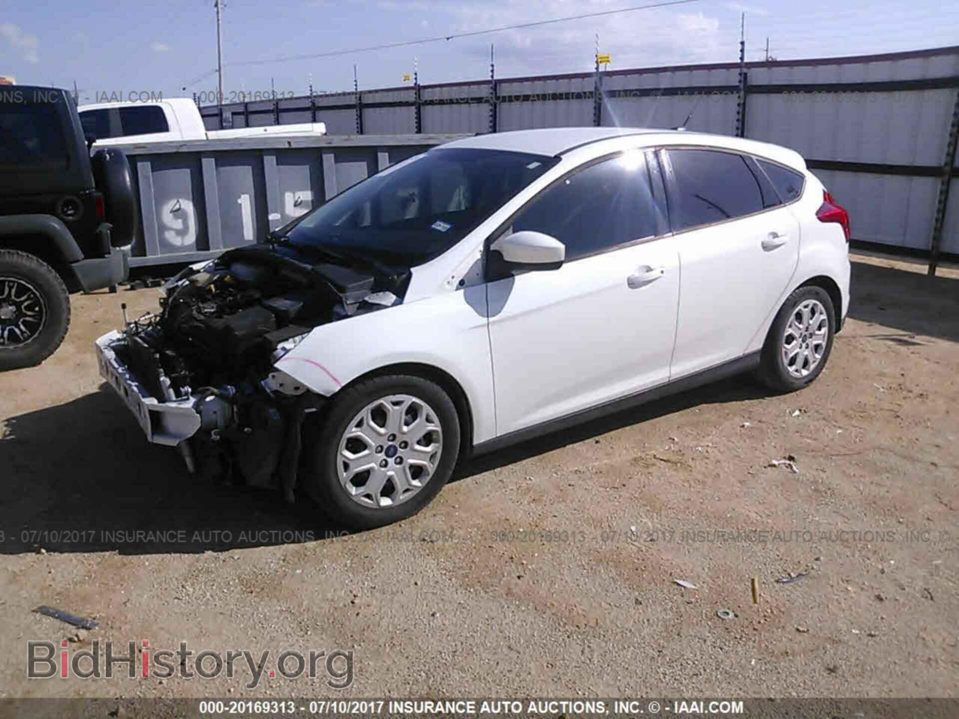2012 Ford Focus - VIN: 1FAHP3K24CL367426 - Photo 2