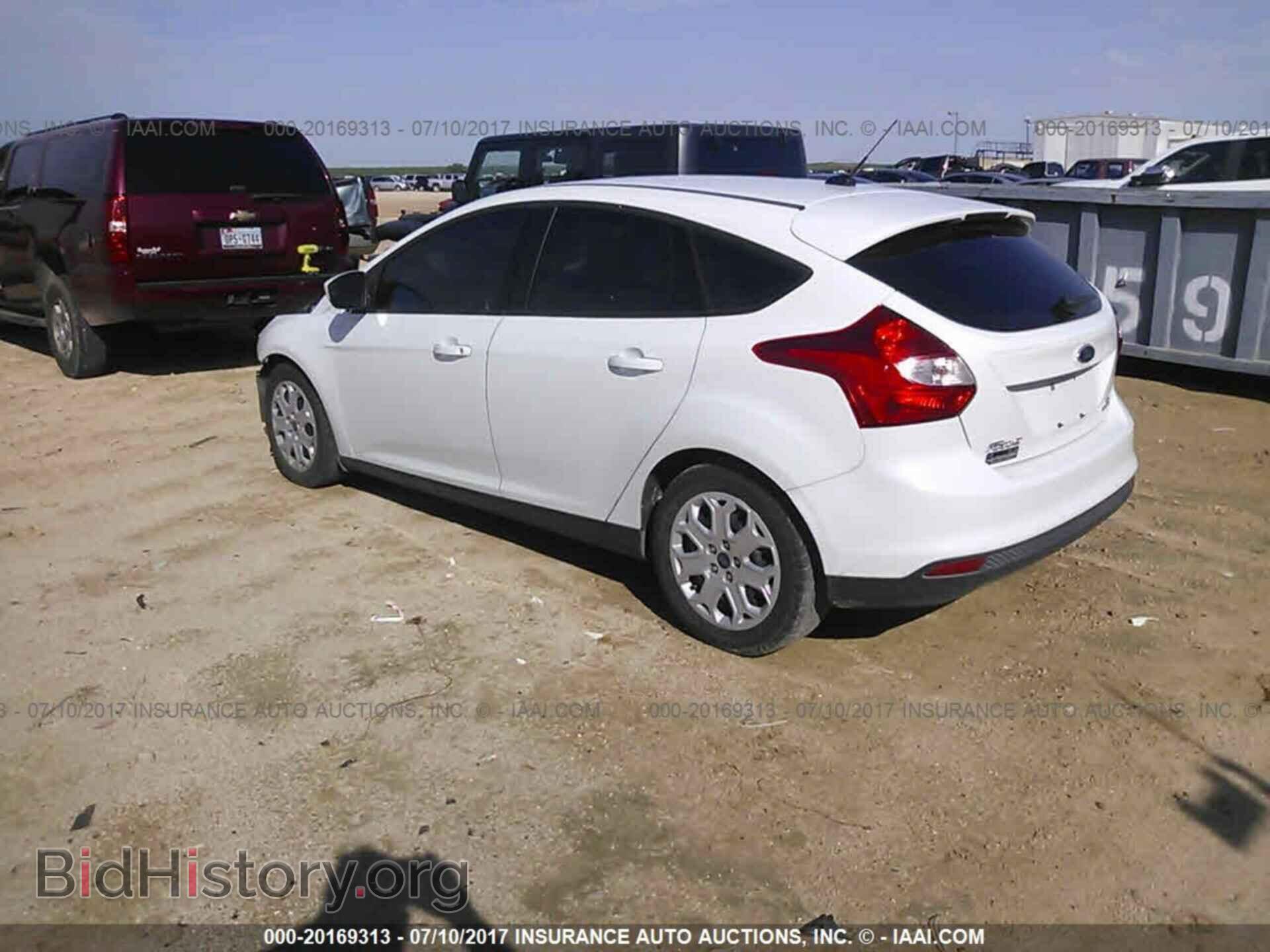2012 Ford Focus - VIN: 1FAHP3K24CL367426 - Photo 3