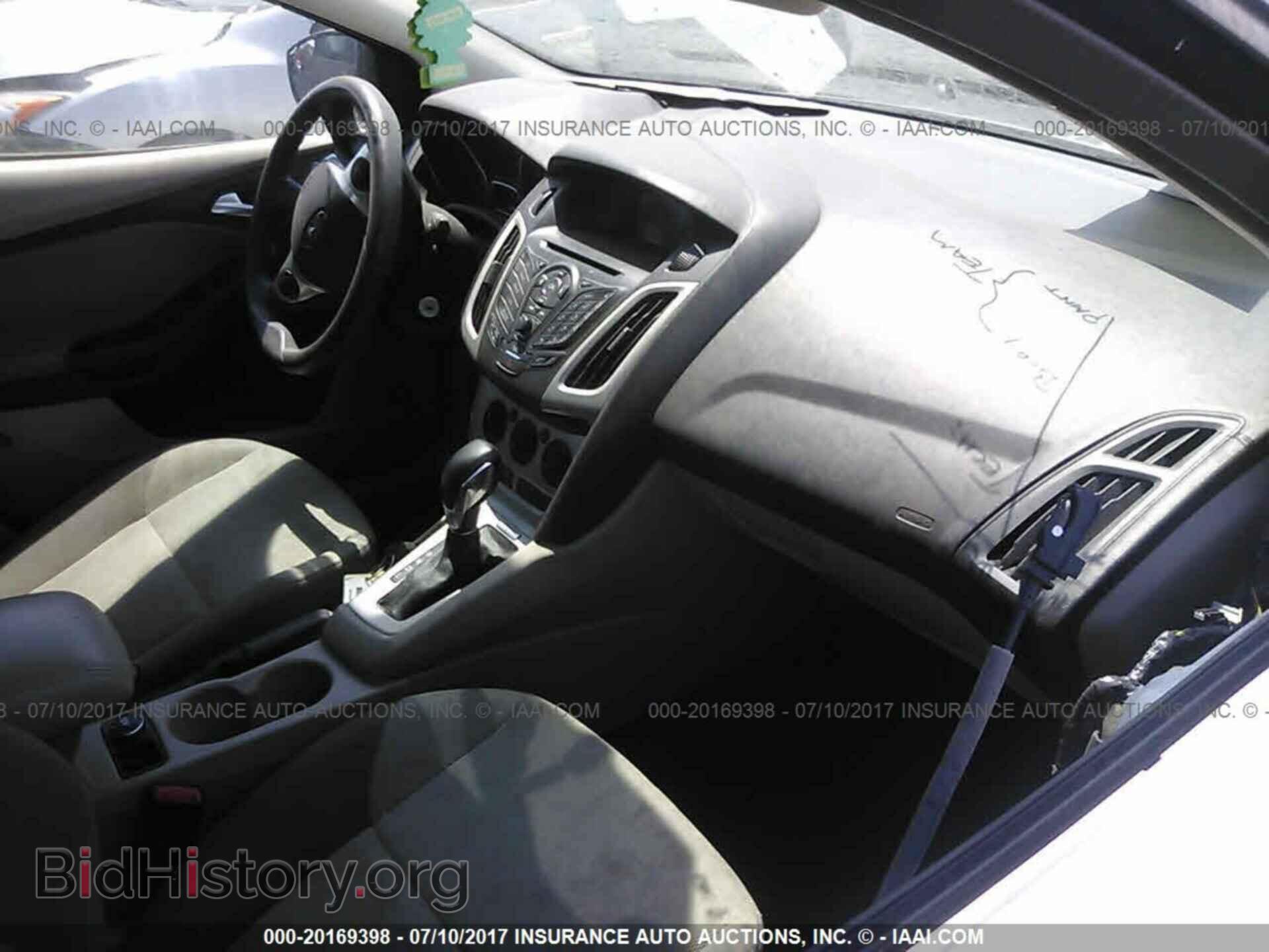 2012 Ford Focus - VIN: 1FAHP3F22CL262765 - Photo 5