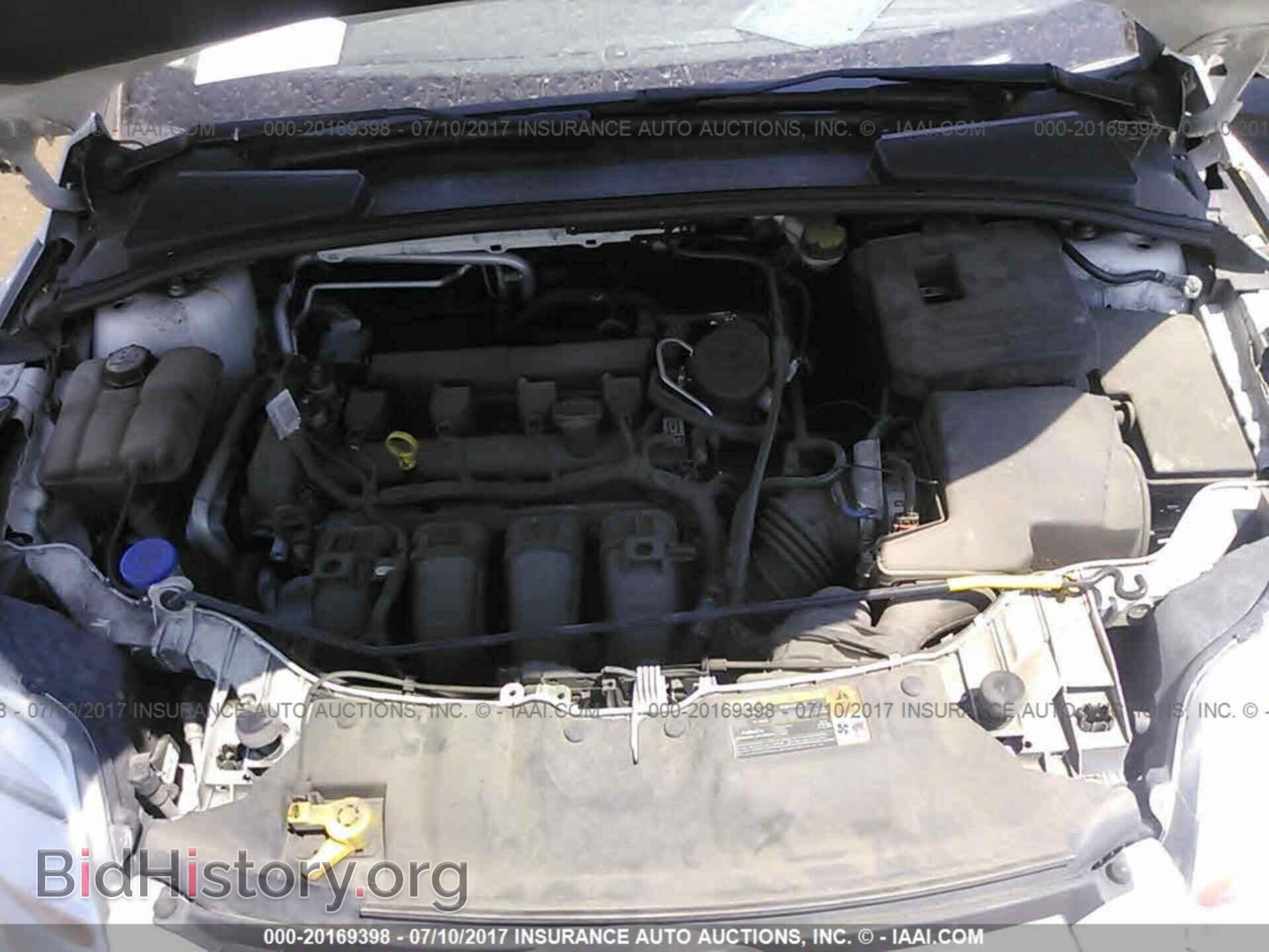 2012 Ford Focus - VIN: 1FAHP3F22CL262765 - Photo 10