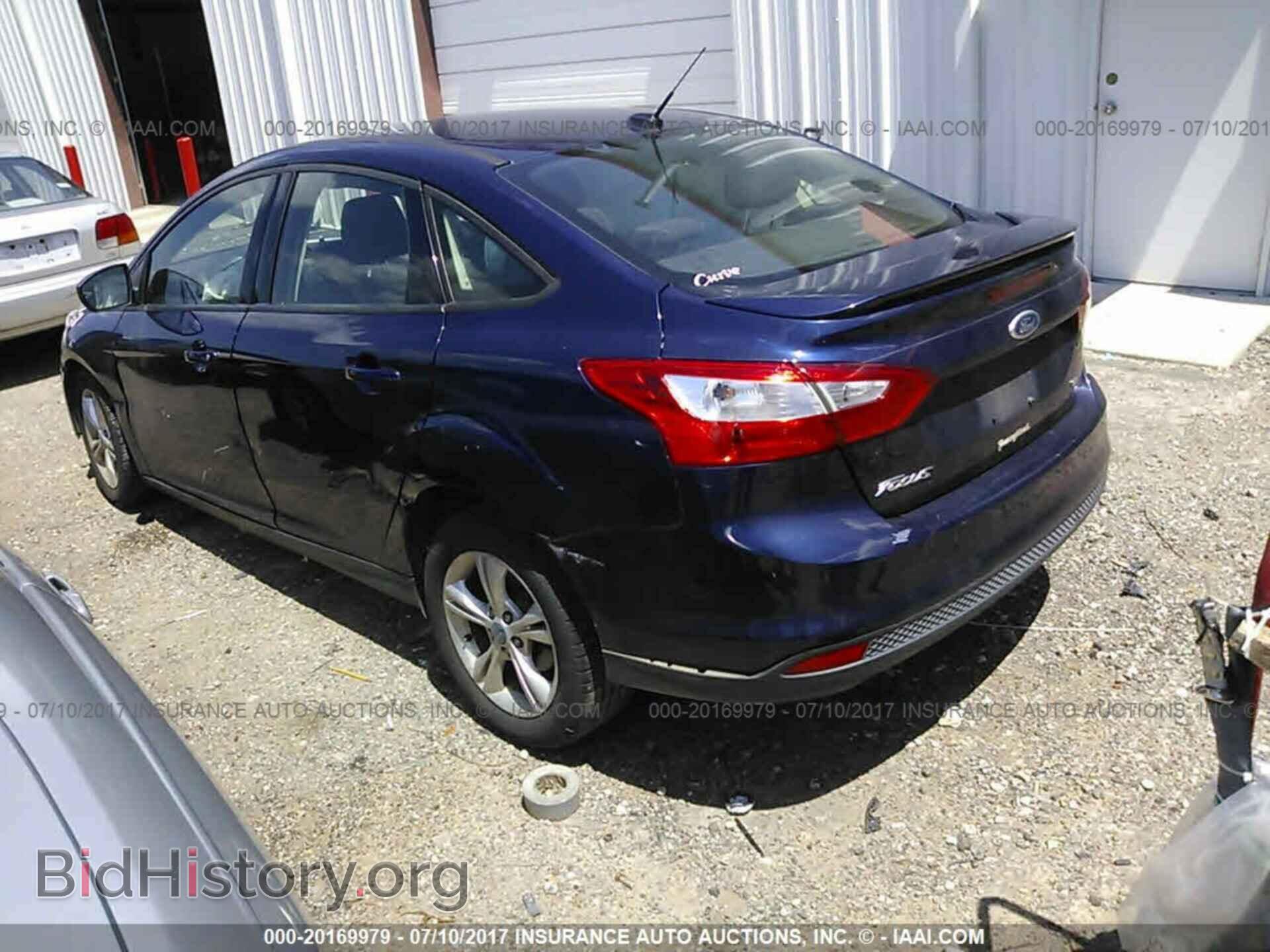 2012 Ford Focus - VIN: 1FAHP3F24CL154132 - Photo 3