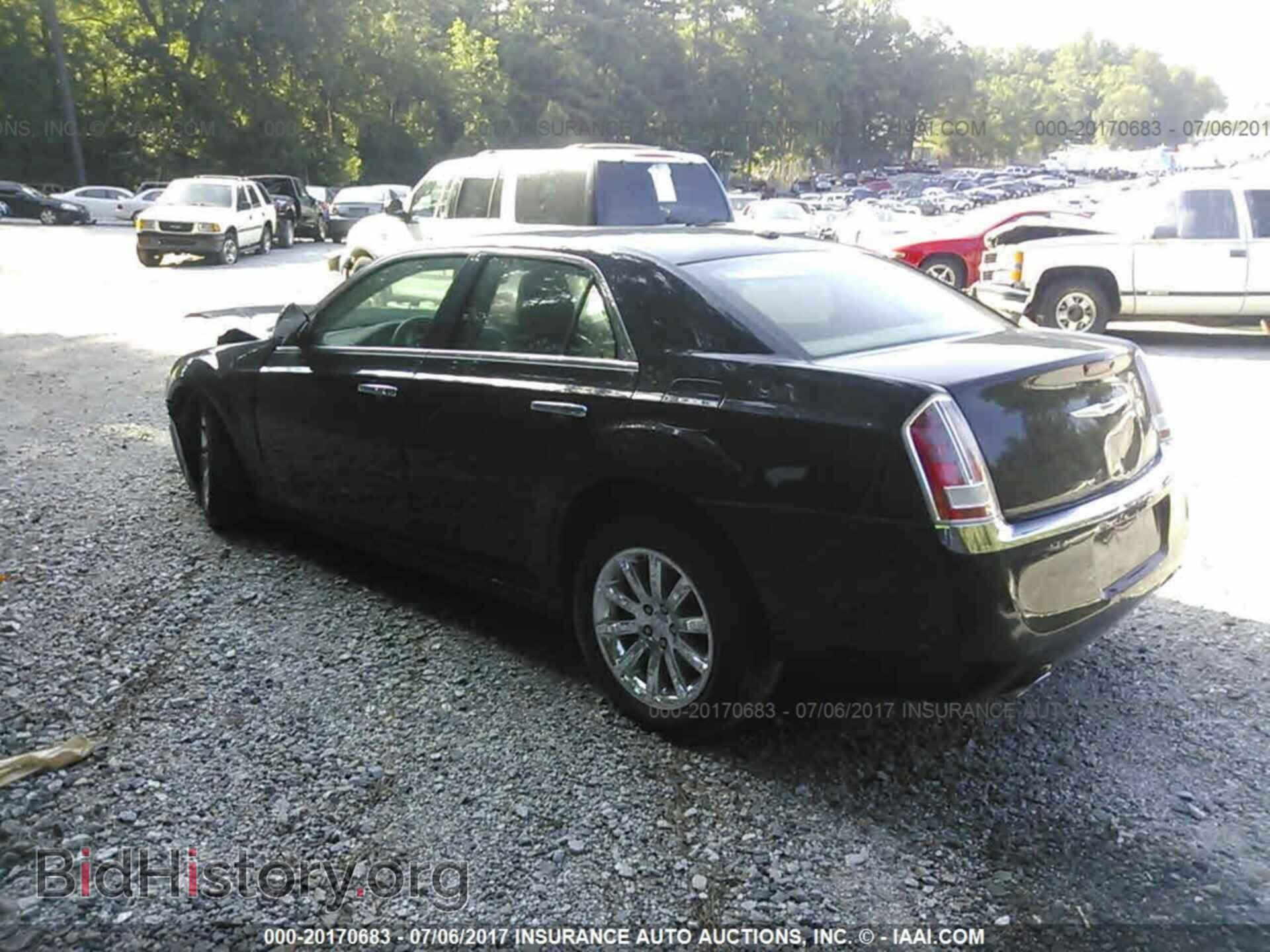 2014 CHRYSLER 300 - VIN: 2C3CCAET0EH171366 - Фото 3