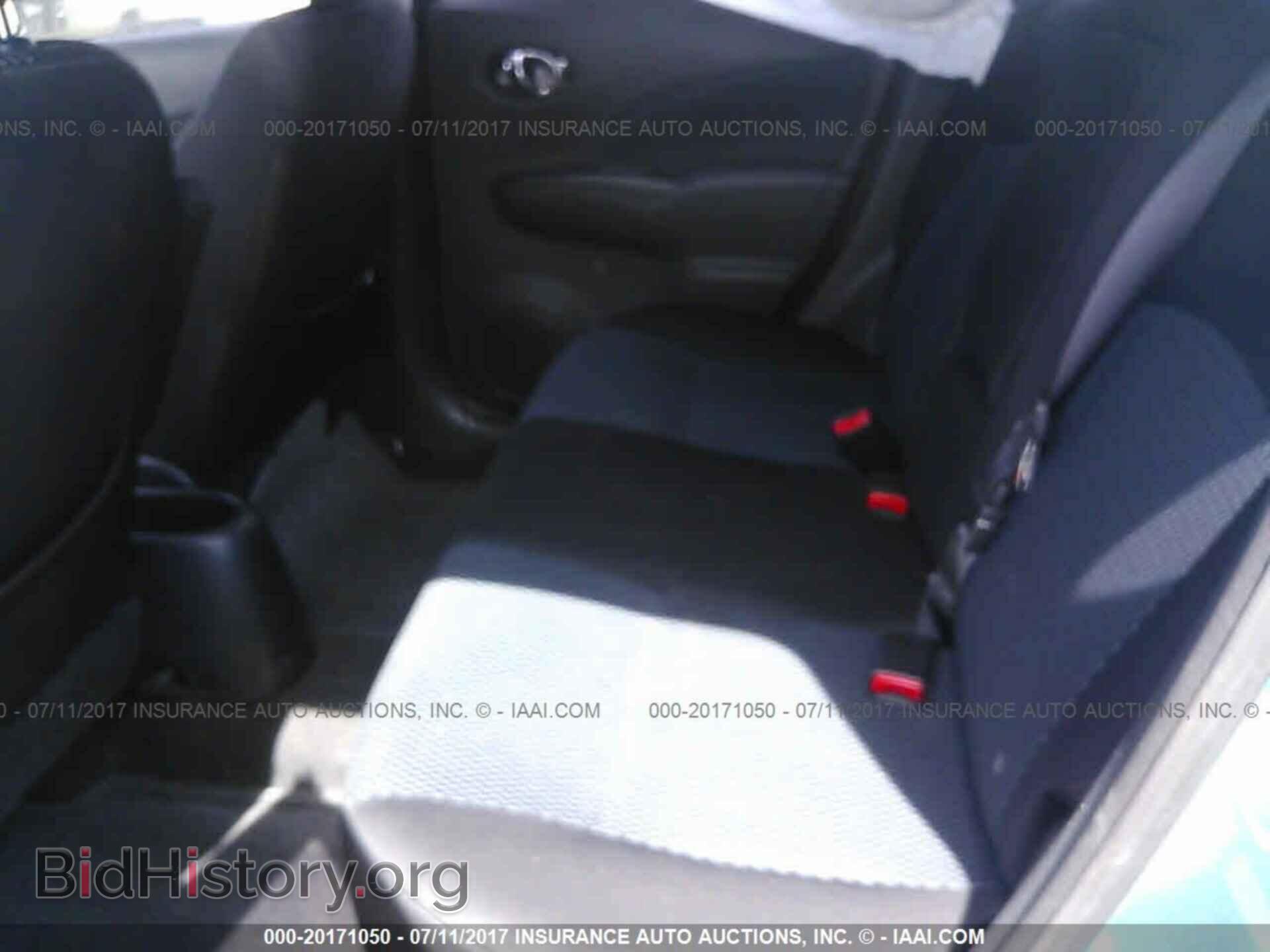 2014 Nissan Versa note - VIN: 3N1CE2CP3EL435370 - Photo 8