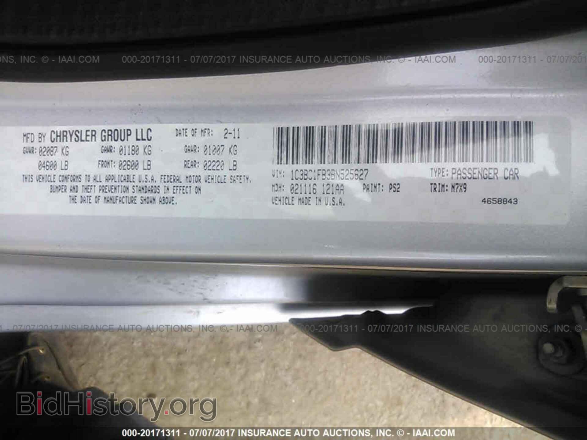 2011 Chrysler 200 - VIN: 1C3BC1FB3BN525627 - Photo 9