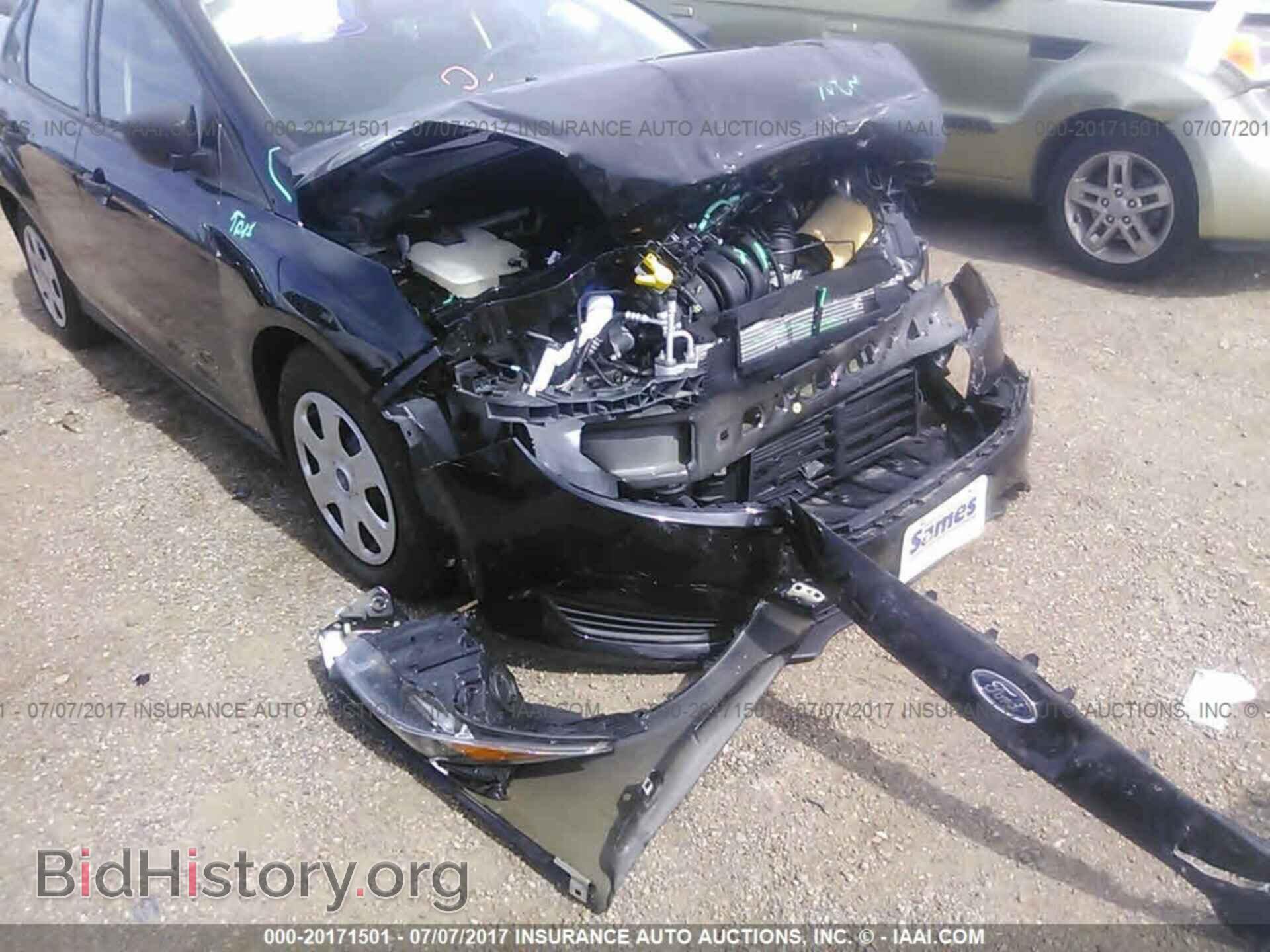 2017 Ford Focus - VIN: 1FADP3E27HL210264 - Photo 6