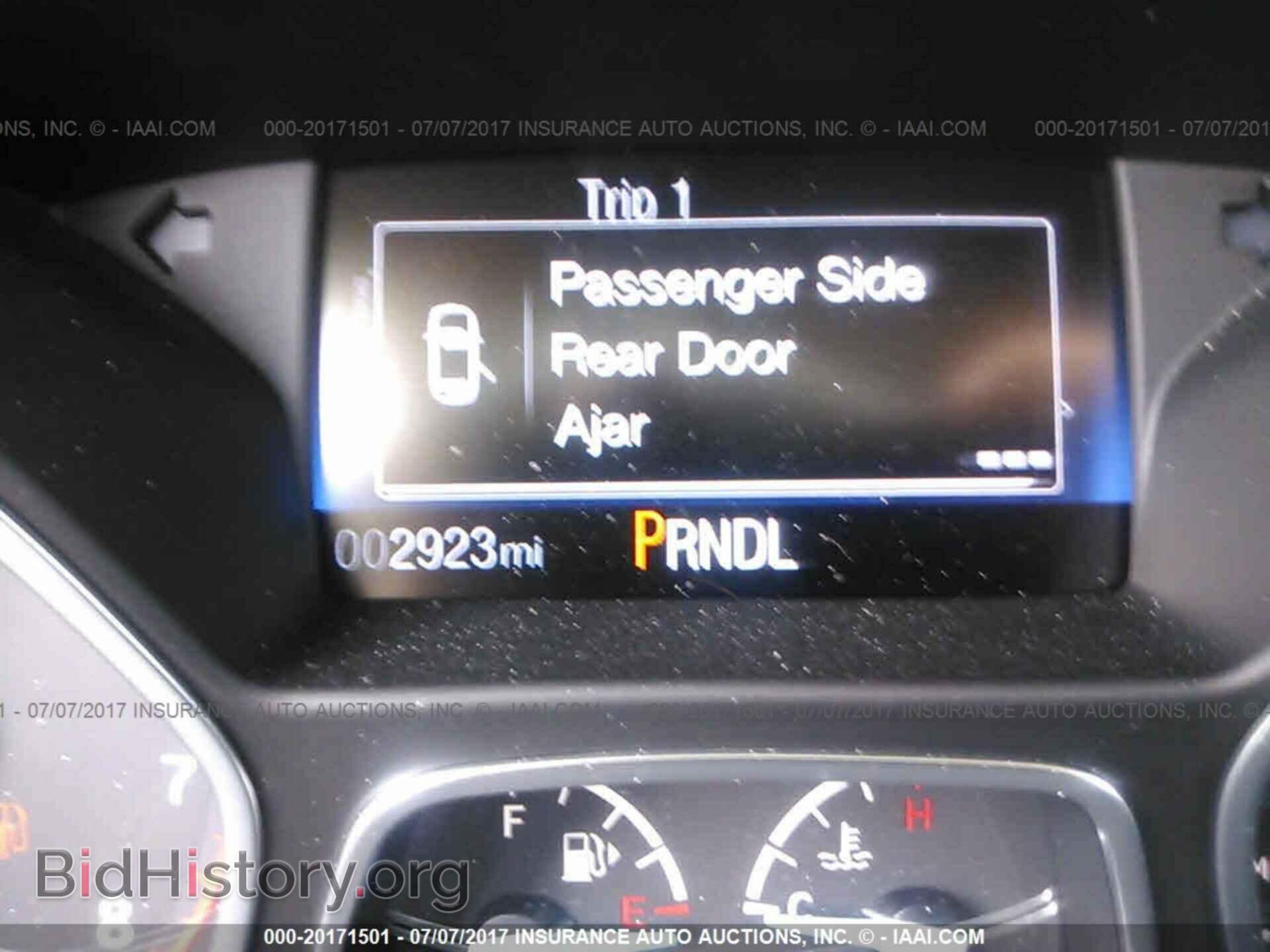 2017 Ford Focus - VIN: 1FADP3E27HL210264 - Photo 7