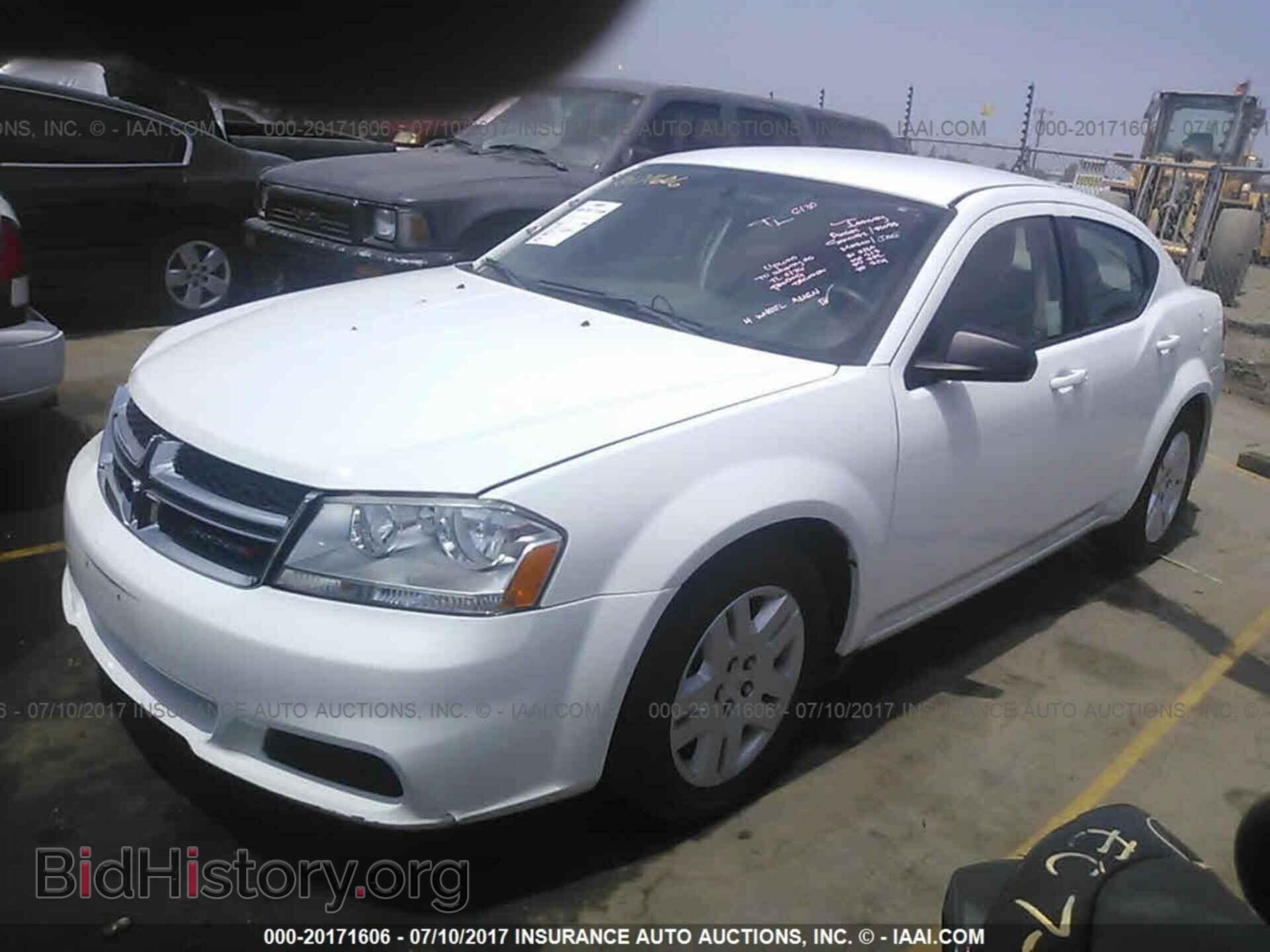 2014 Dodge Avenger - VIN: 1C3CDZAB5EN199793 - Photo 2