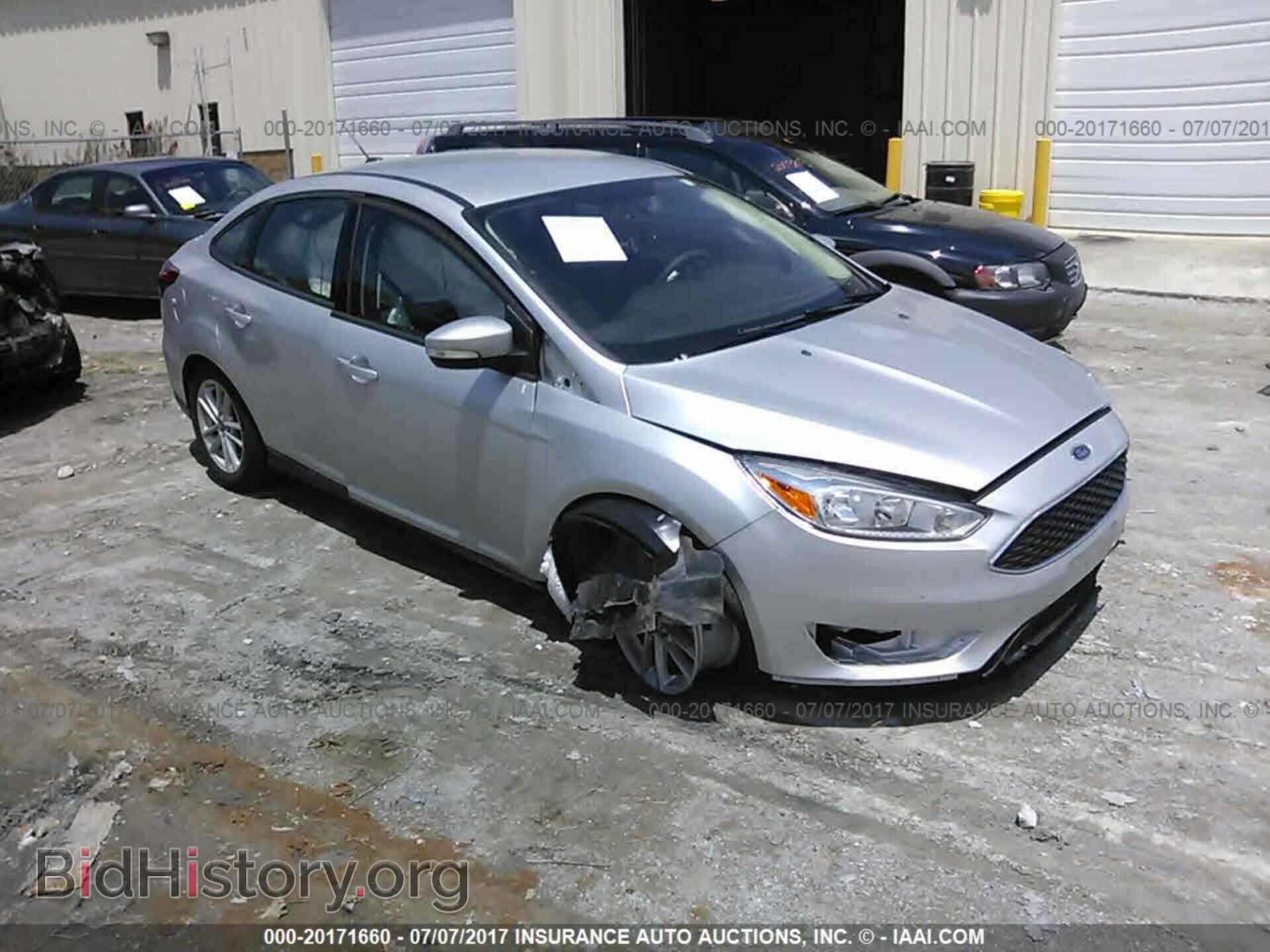 Photo 1FADP3F2XHL218485 - Ford Focus 2017