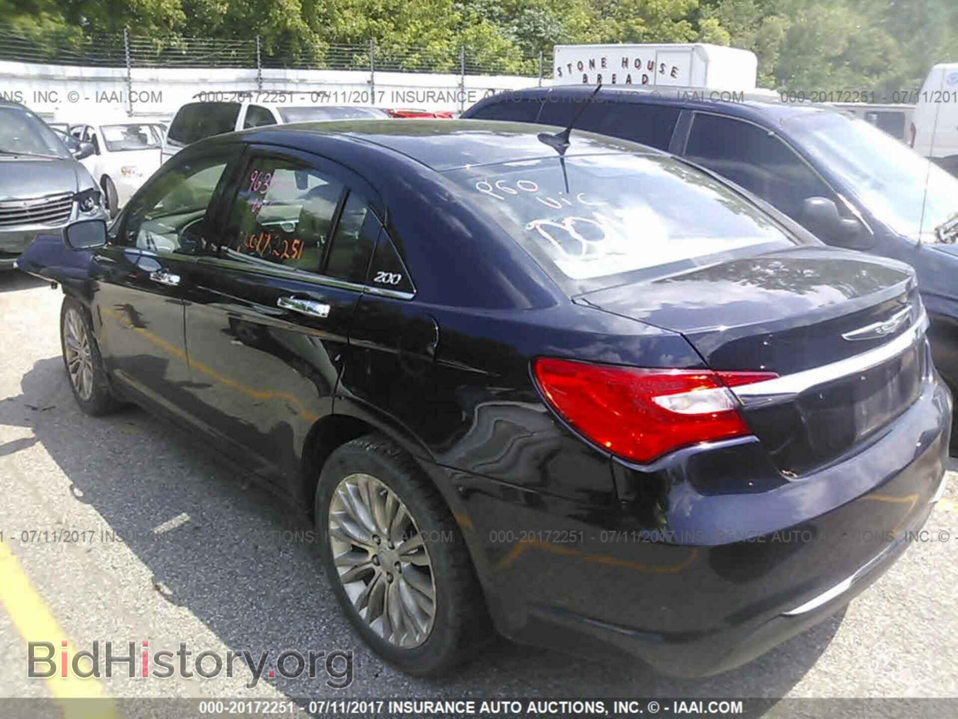 2011 Chrysler 200 - VIN: 1C3BC2FB6BN581423 - Фото 3