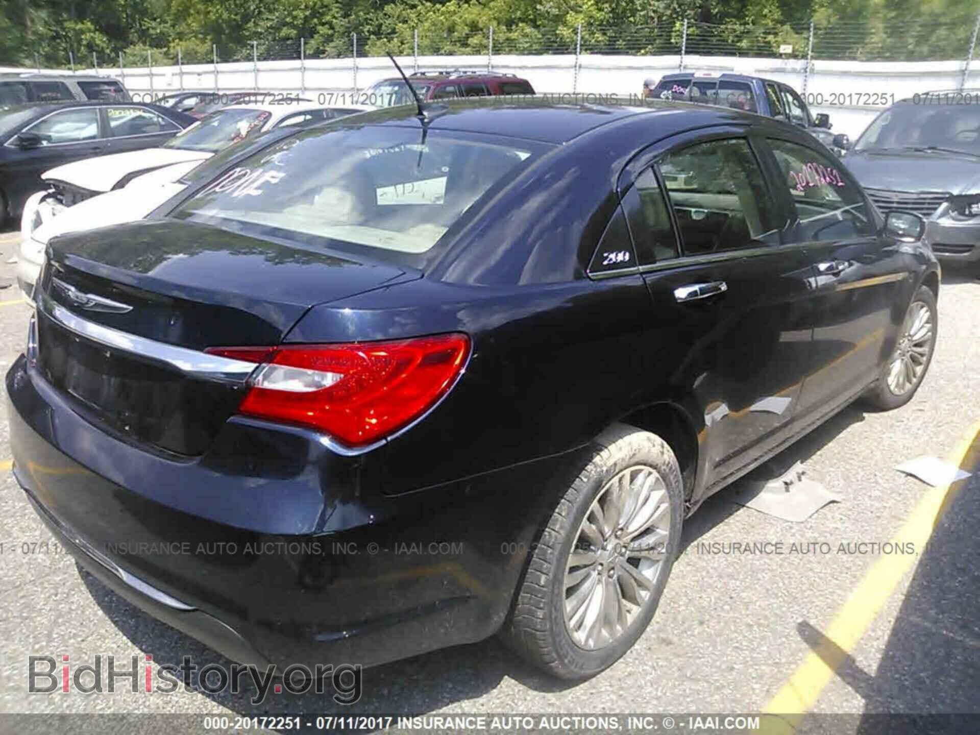 2011 Chrysler 200 - VIN: 1C3BC2FB6BN581423 - Фото 4