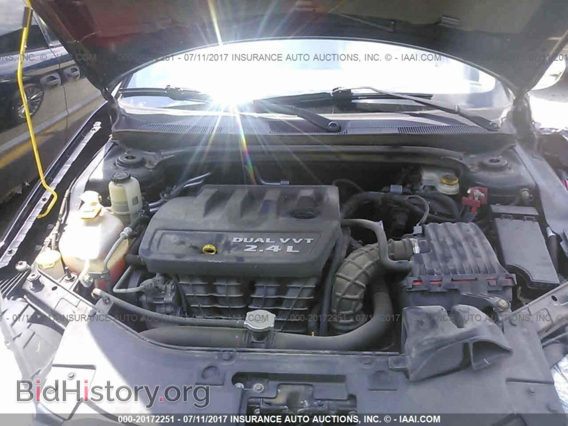 2011 Chrysler 200 - VIN: 1C3BC2FB6BN581423 - Фото 10