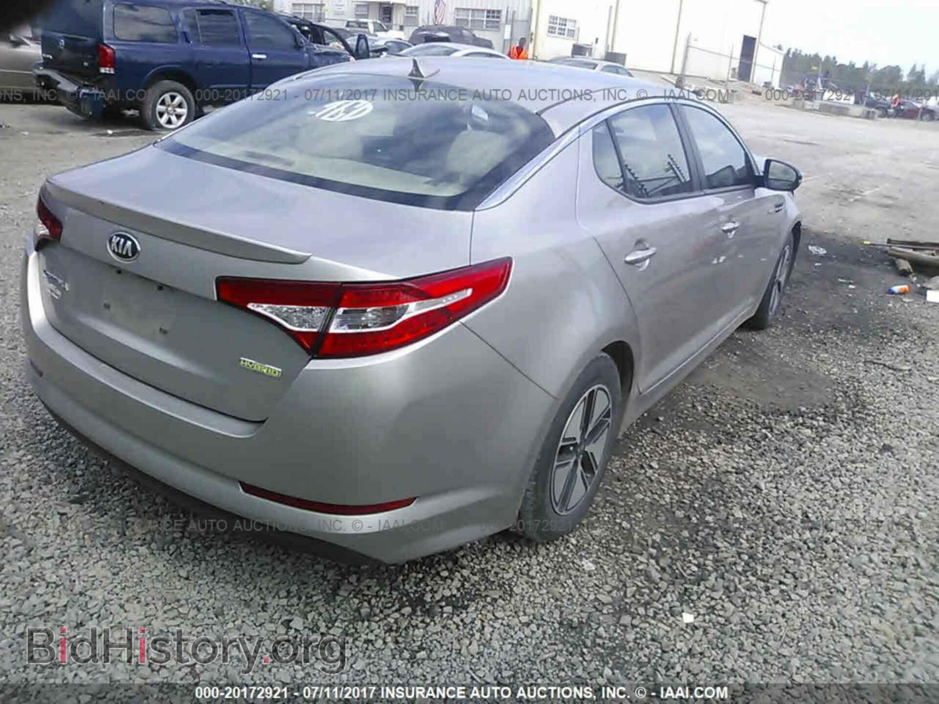 2013 Kia Optima - VIN: KNAGM4AD6D5040990 - Photo 4