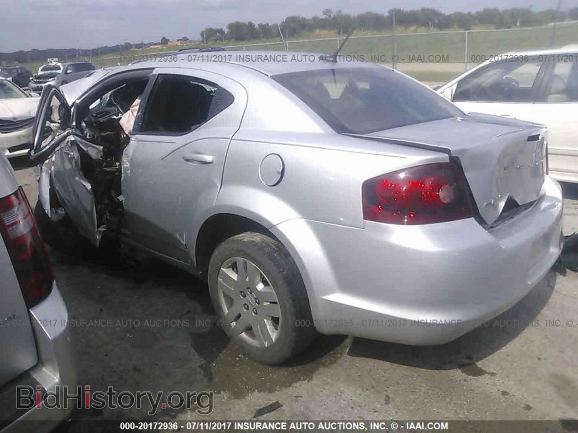 2011 Dodge Avenger - VIN: 1B3BD4FBXBN564470 - Фото 3