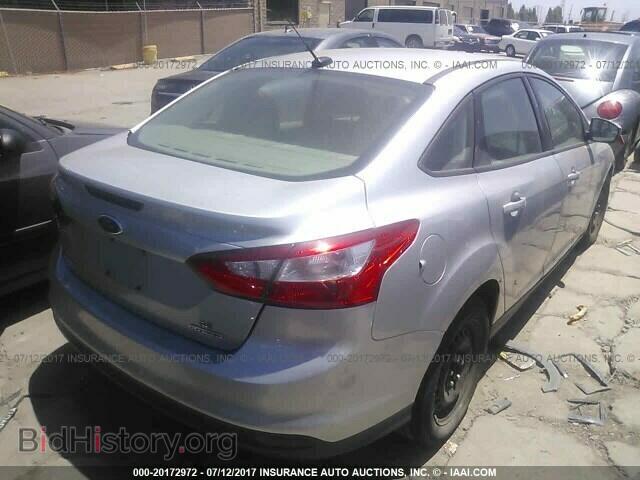 2012 Ford Focus - VIN: 1FAHP3F20CL455870 - Photo 4