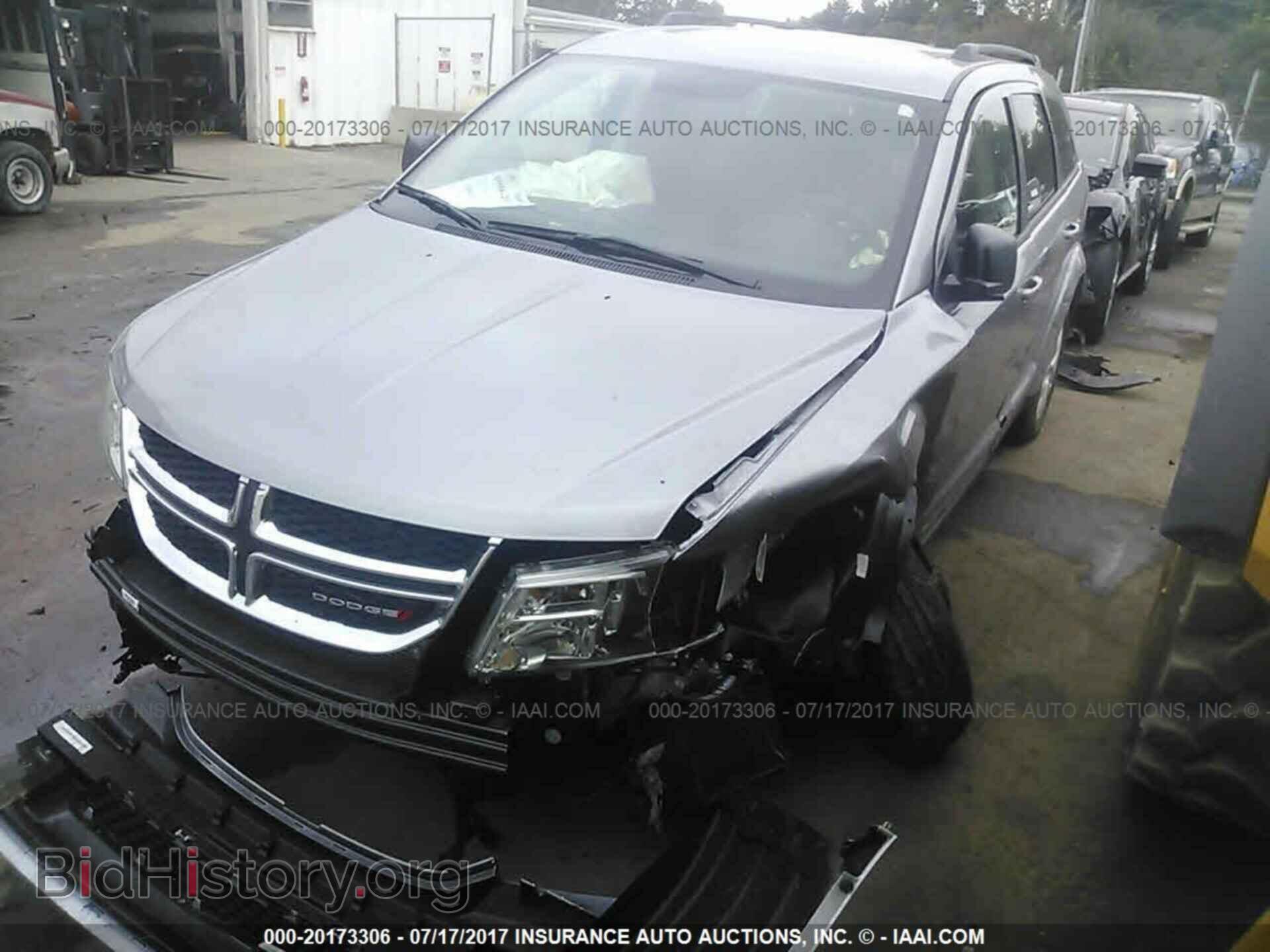 2017 Dodge Journey - VIN: 3C4PDCAB3HT560761 - Фото 2