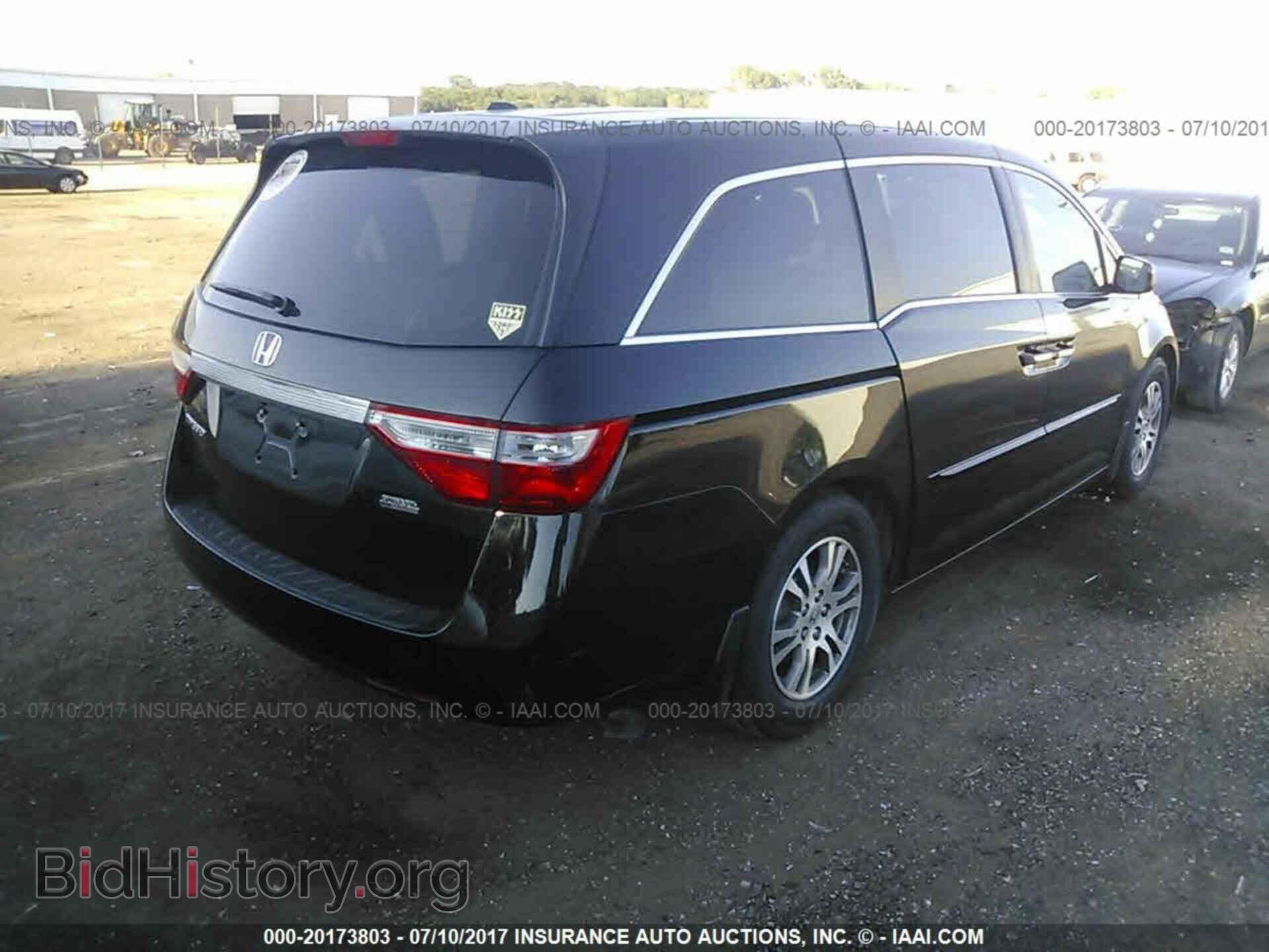 2013 Honda Odyssey - VIN: 5FNRL5H63DB002465 - Фото 4