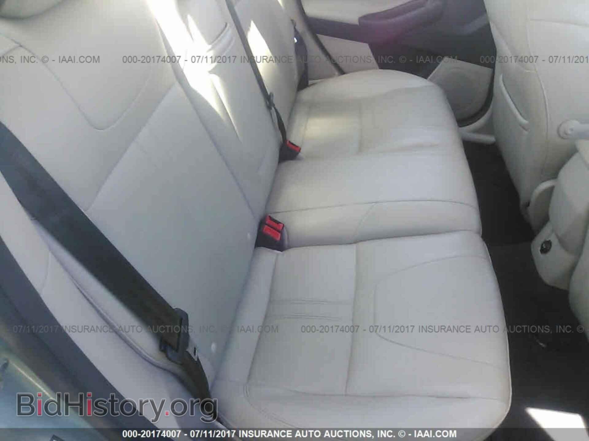 2012 Ford Focus - VIN: 1FAHP3H22CL367903 - Photo 8