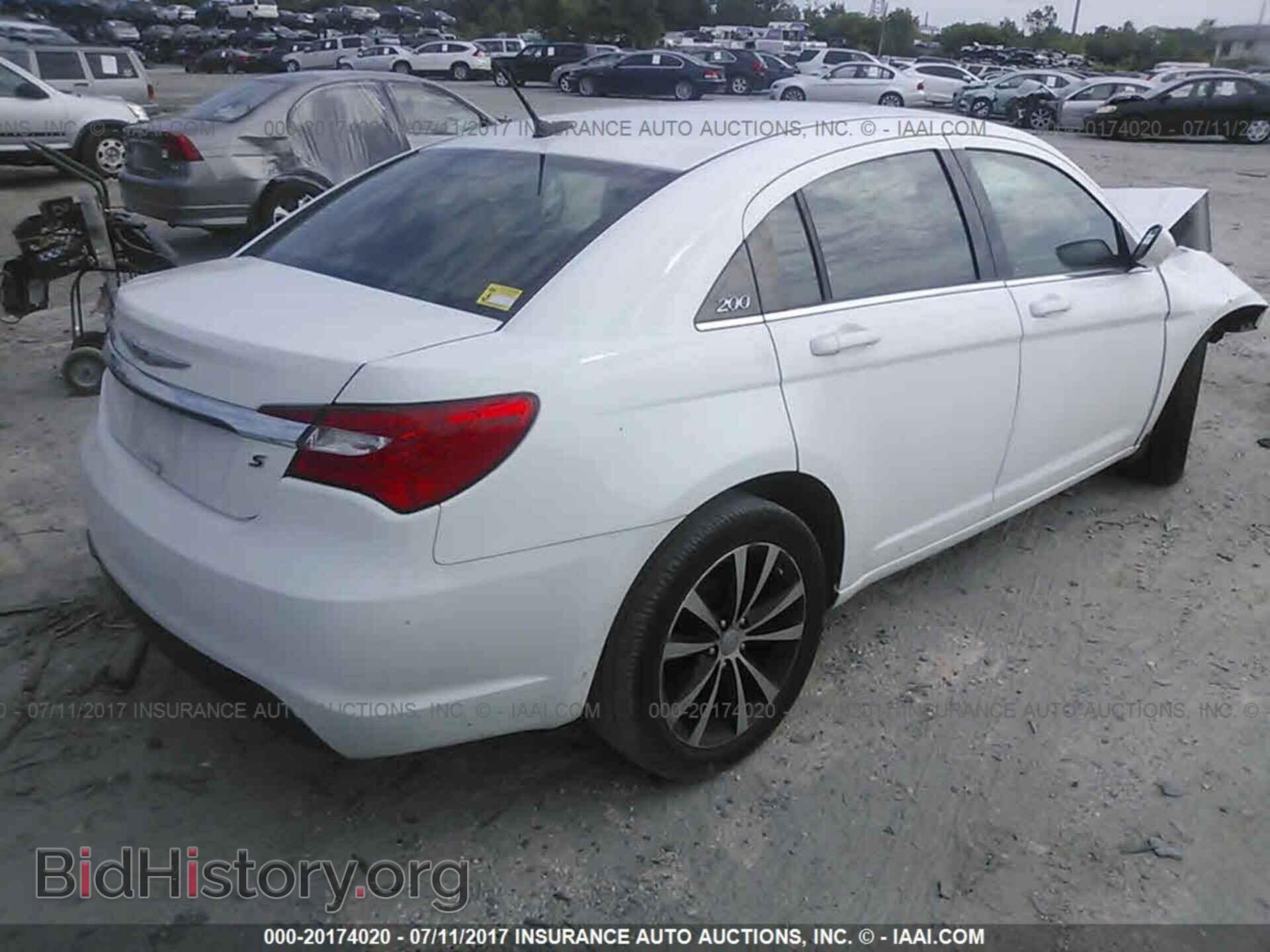 2013 Chrysler 200 - VIN: 1C3CCBCG9DN515519 - Photo 4