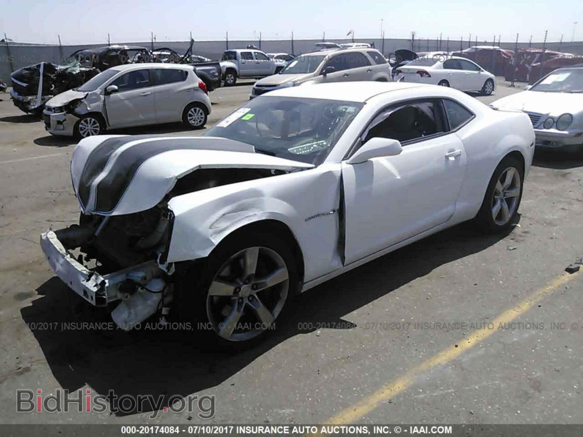 2011 Chevrolet Camaro - VIN: 2G1FT1EW8B9107383 - Фото 2