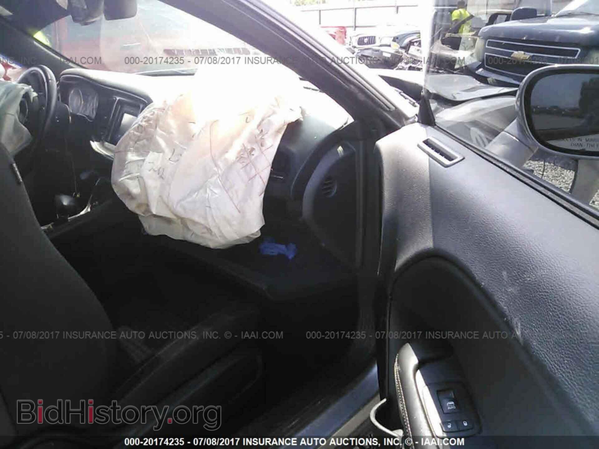 2015 Dodge Challenger - VIN: 2C3CDZAGXFH793771 - Photo 5