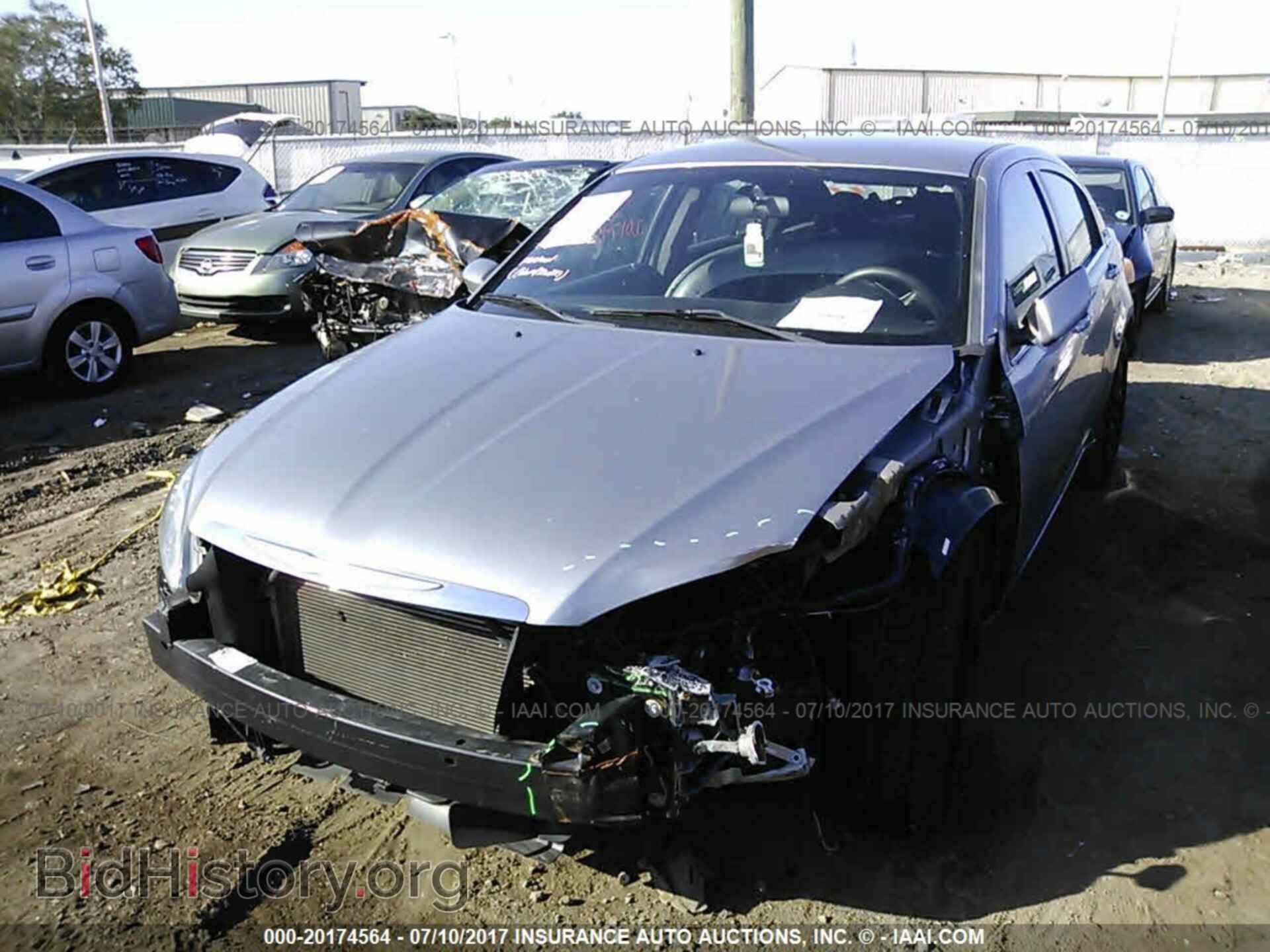 2013 Chrysler 200 - VIN: 1C3CCBBB4DN577223 - Фото 6
