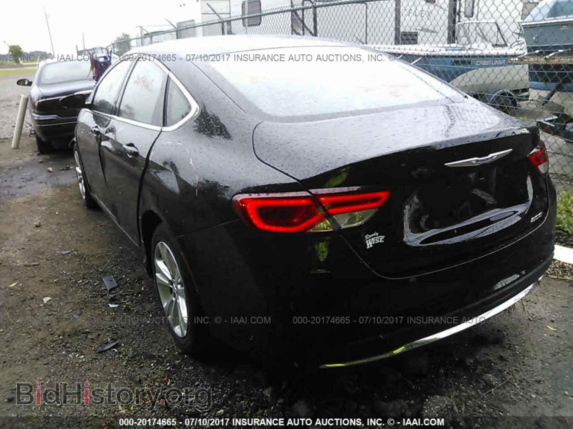 2015 Chrysler 200 - VIN: 1C3CCCAB8FN730860 - Photo 3