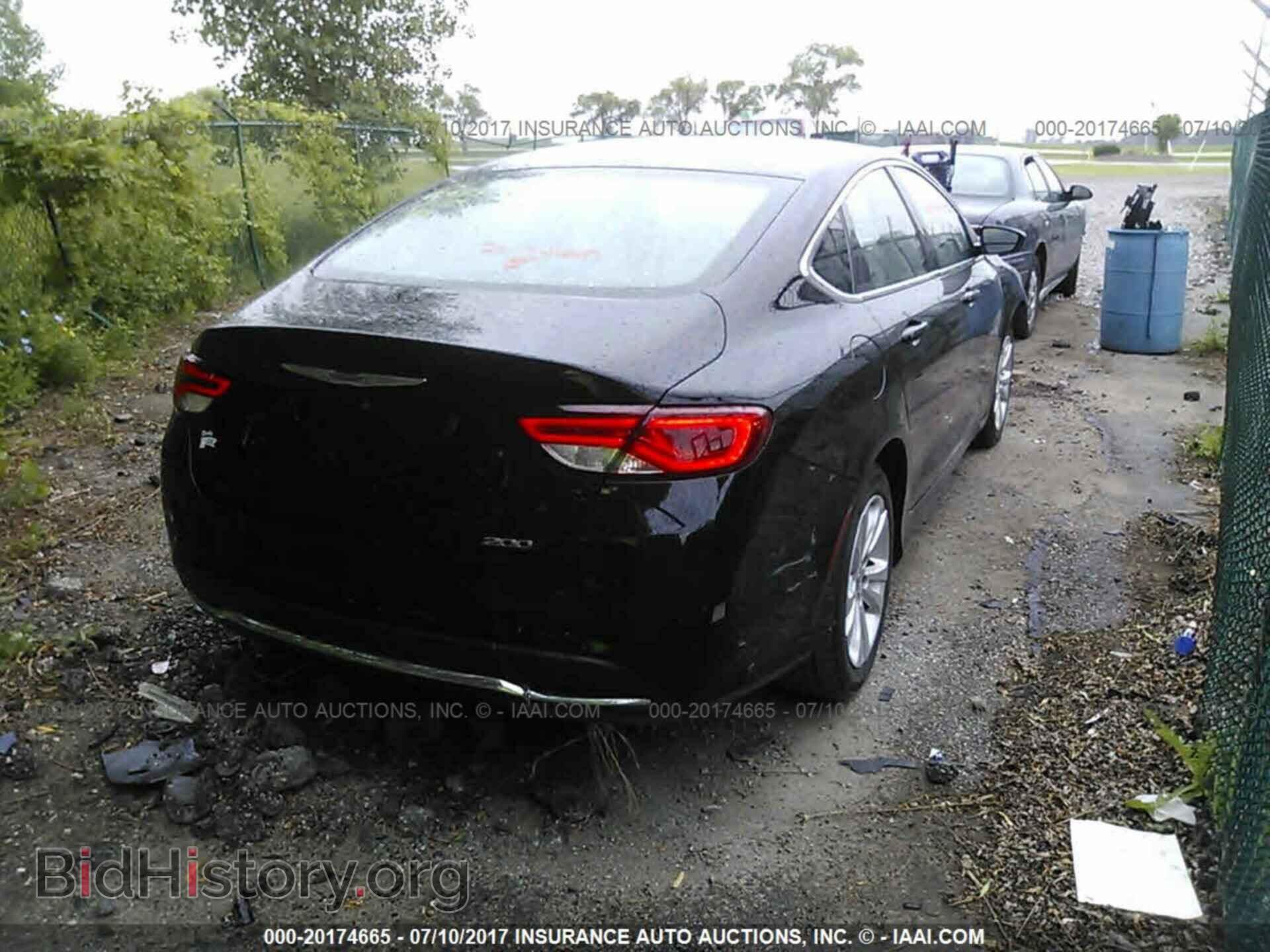 2015 Chrysler 200 - VIN: 1C3CCCAB8FN730860 - Photo 4